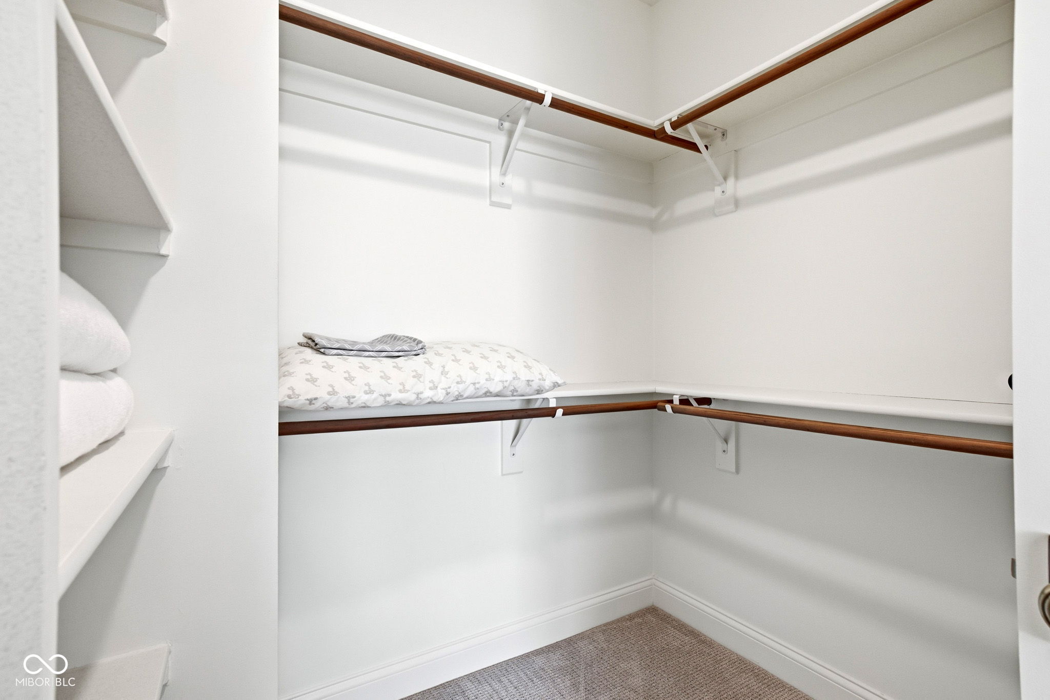 10405 Golden Bear Way