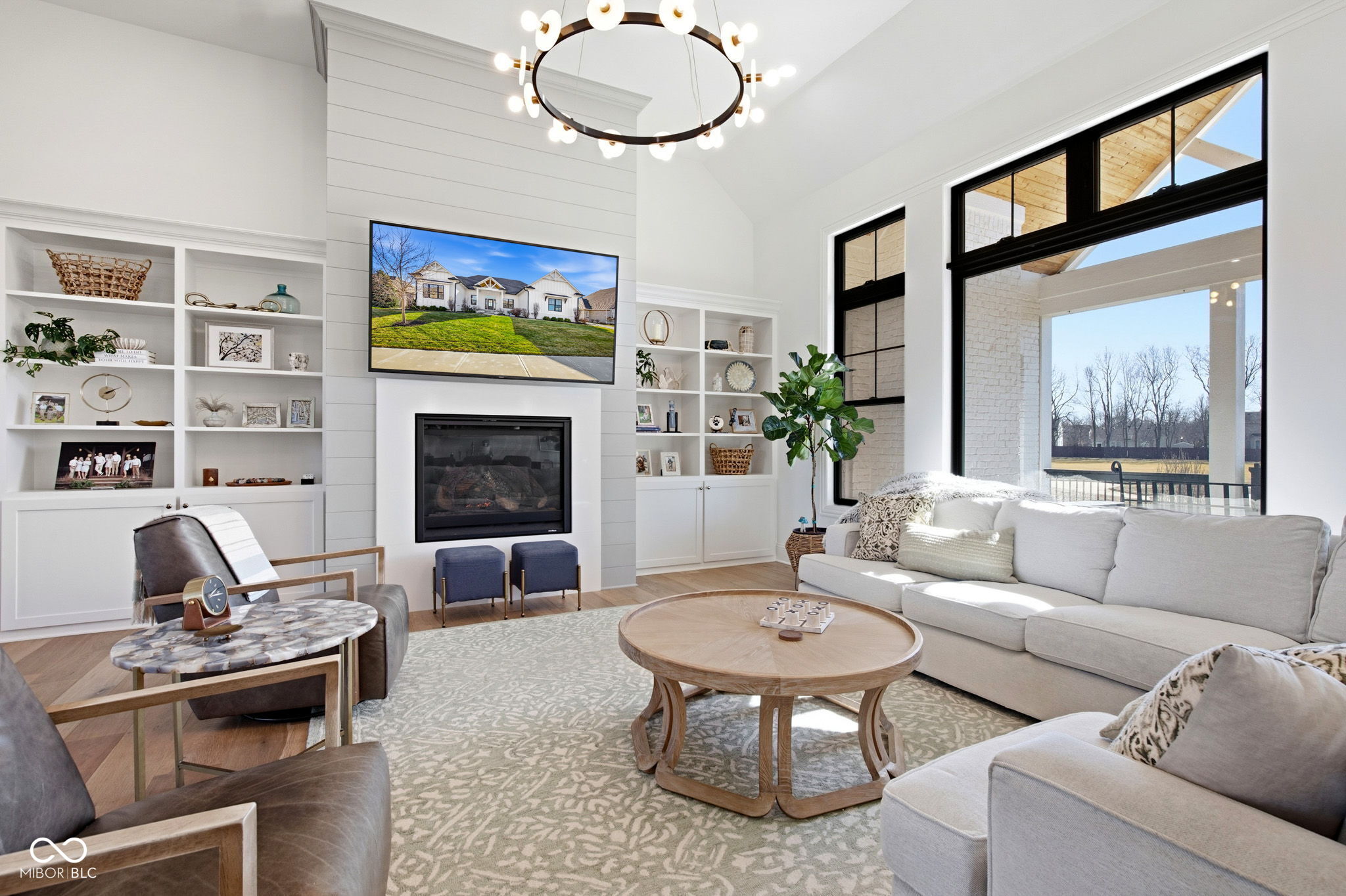 10405 Golden Bear Way