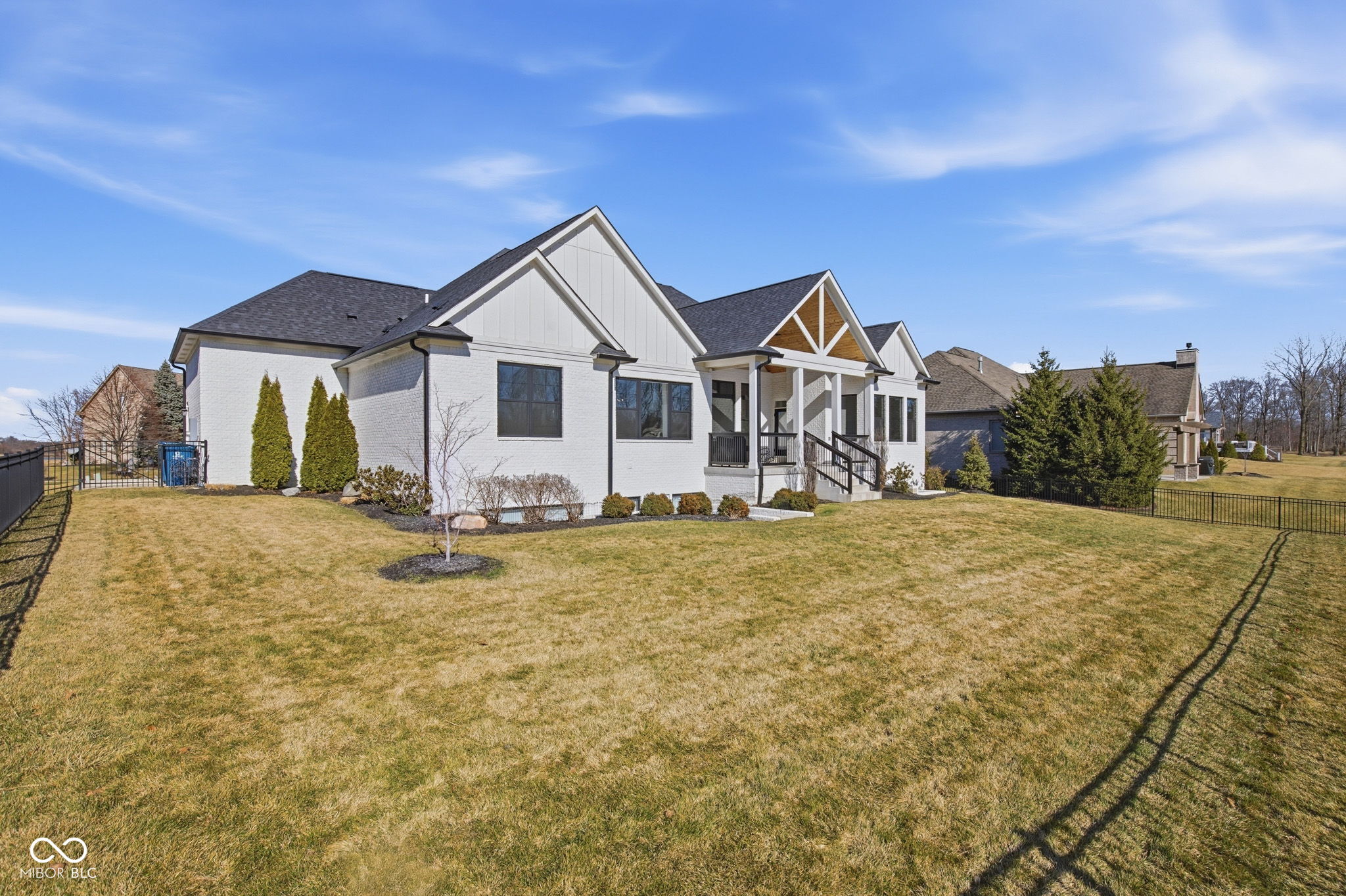 10405 Golden Bear Way