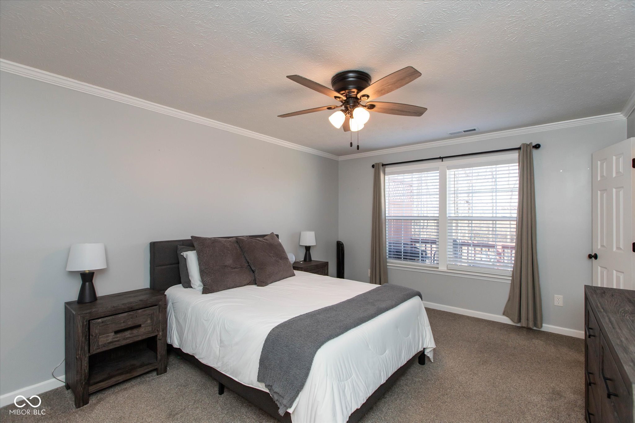 8552 Gainesville Drive