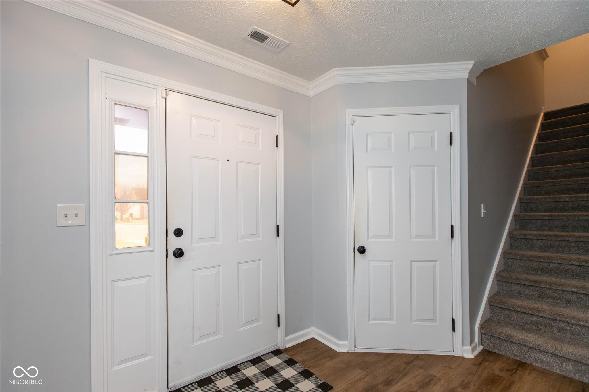 8552 Gainesville Drive