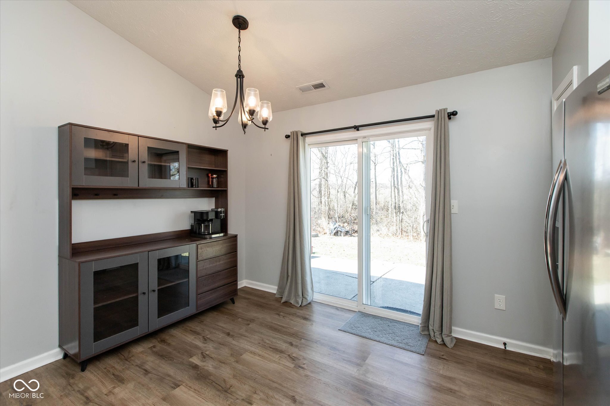 8552 Gainesville Drive