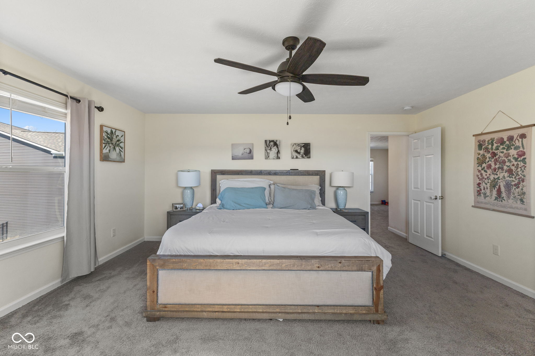 6905 W Wintergreen Court