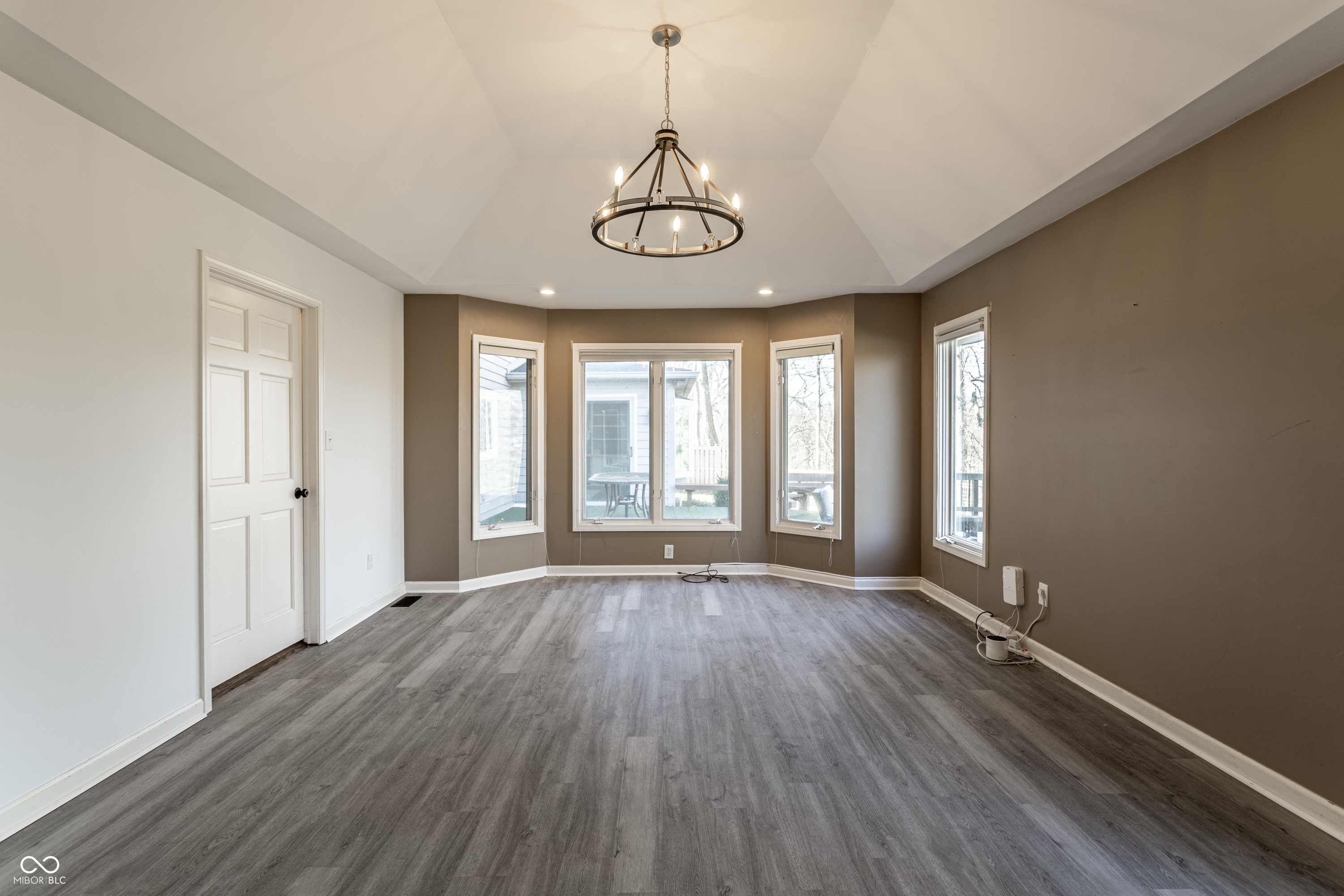 12216 Castle Row Overlook