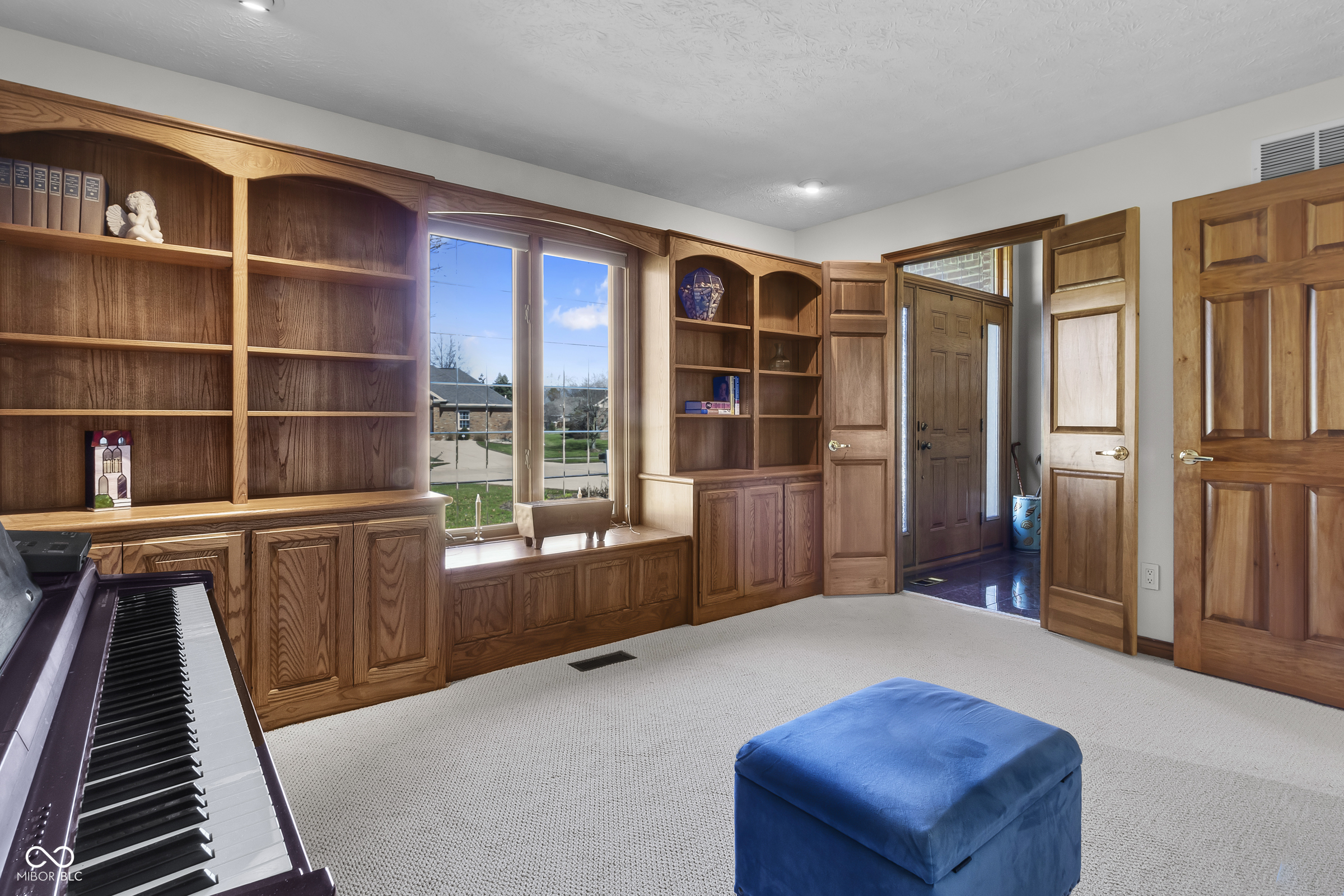 10225 Wayward Wind Drive