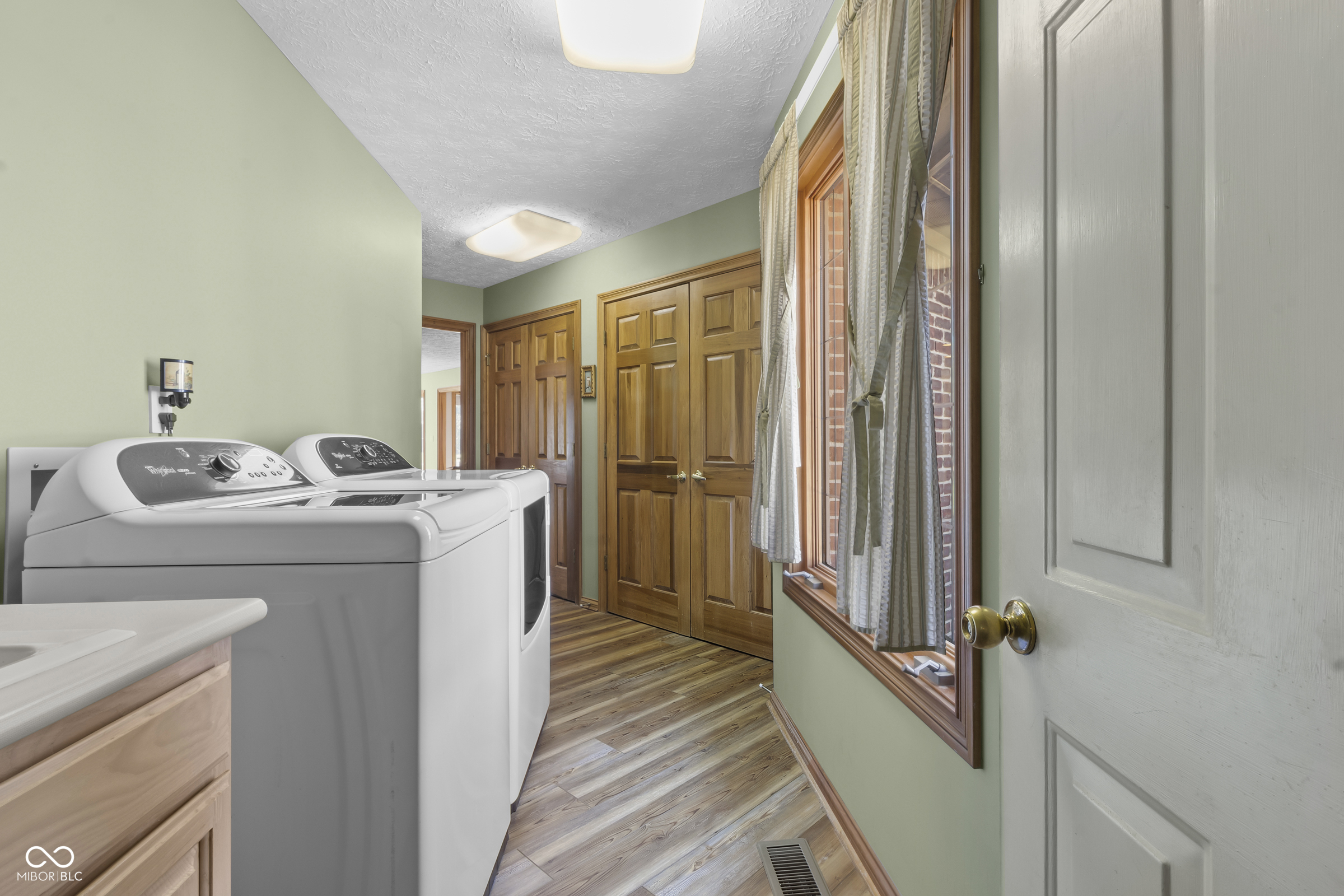 10225 Wayward Wind Drive