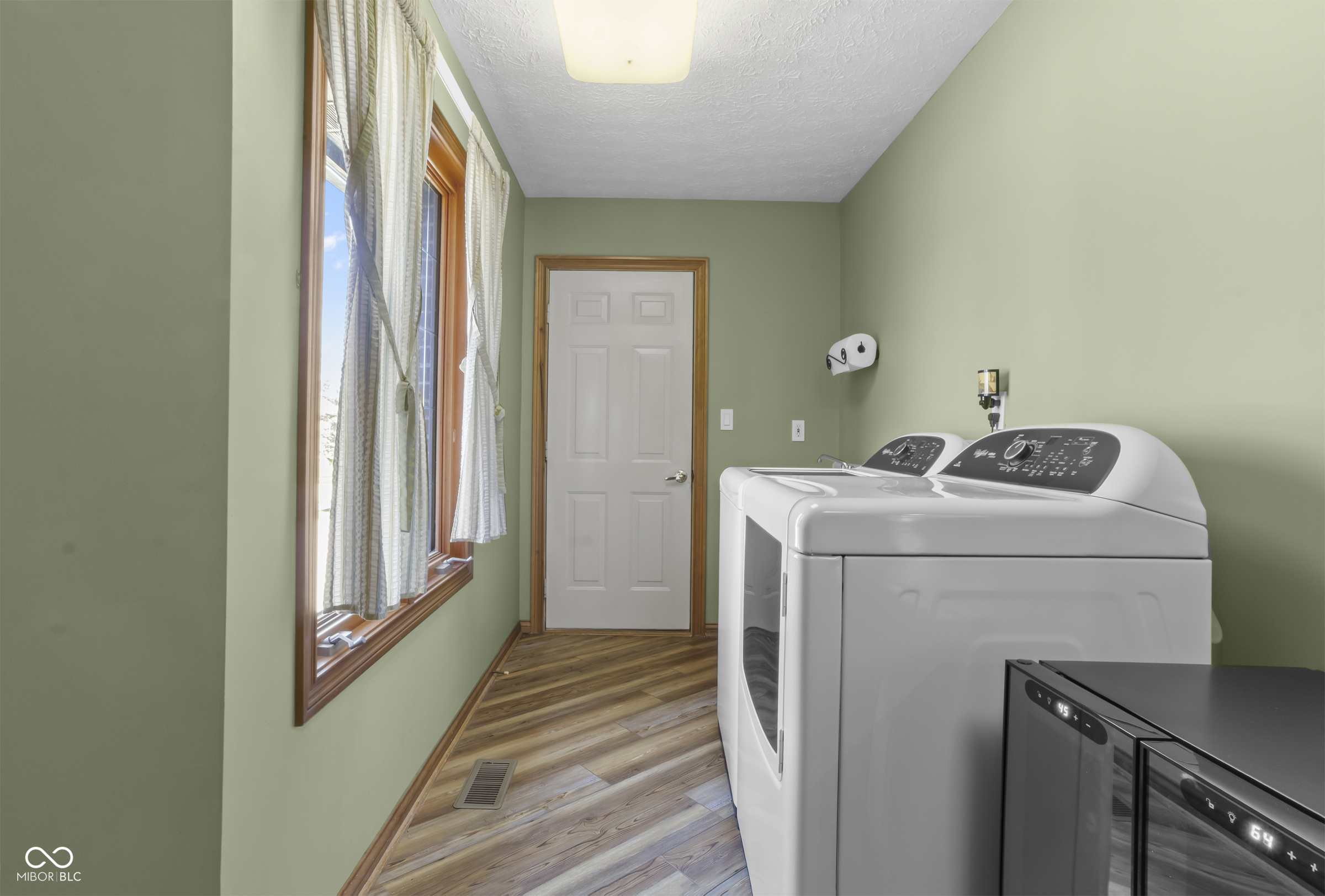 10225 Wayward Wind Drive