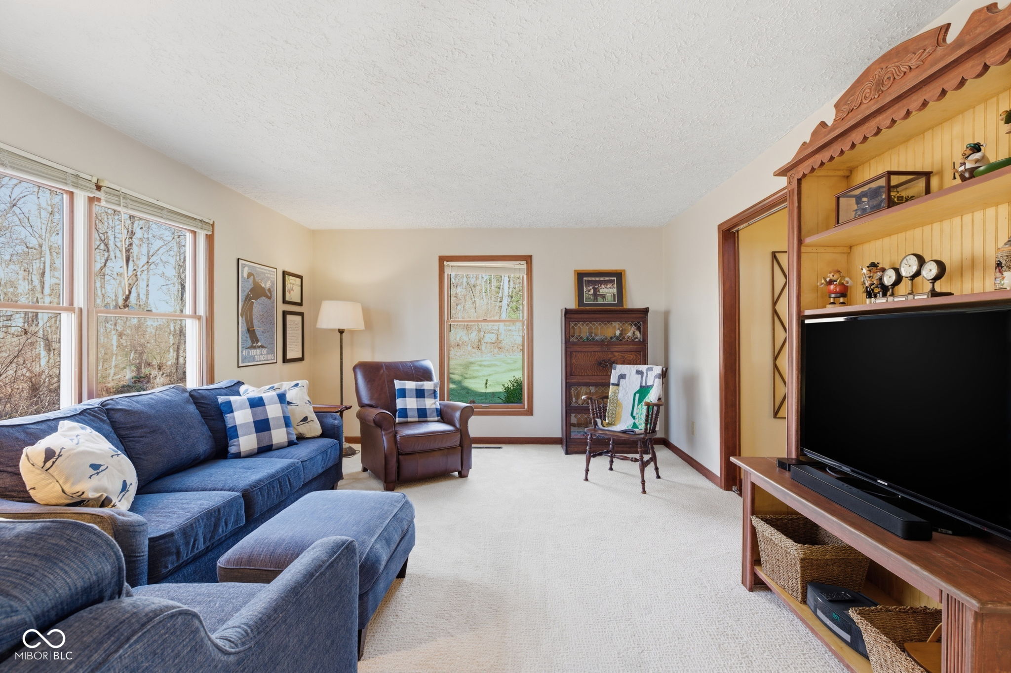 2903 W Carr Hill Road