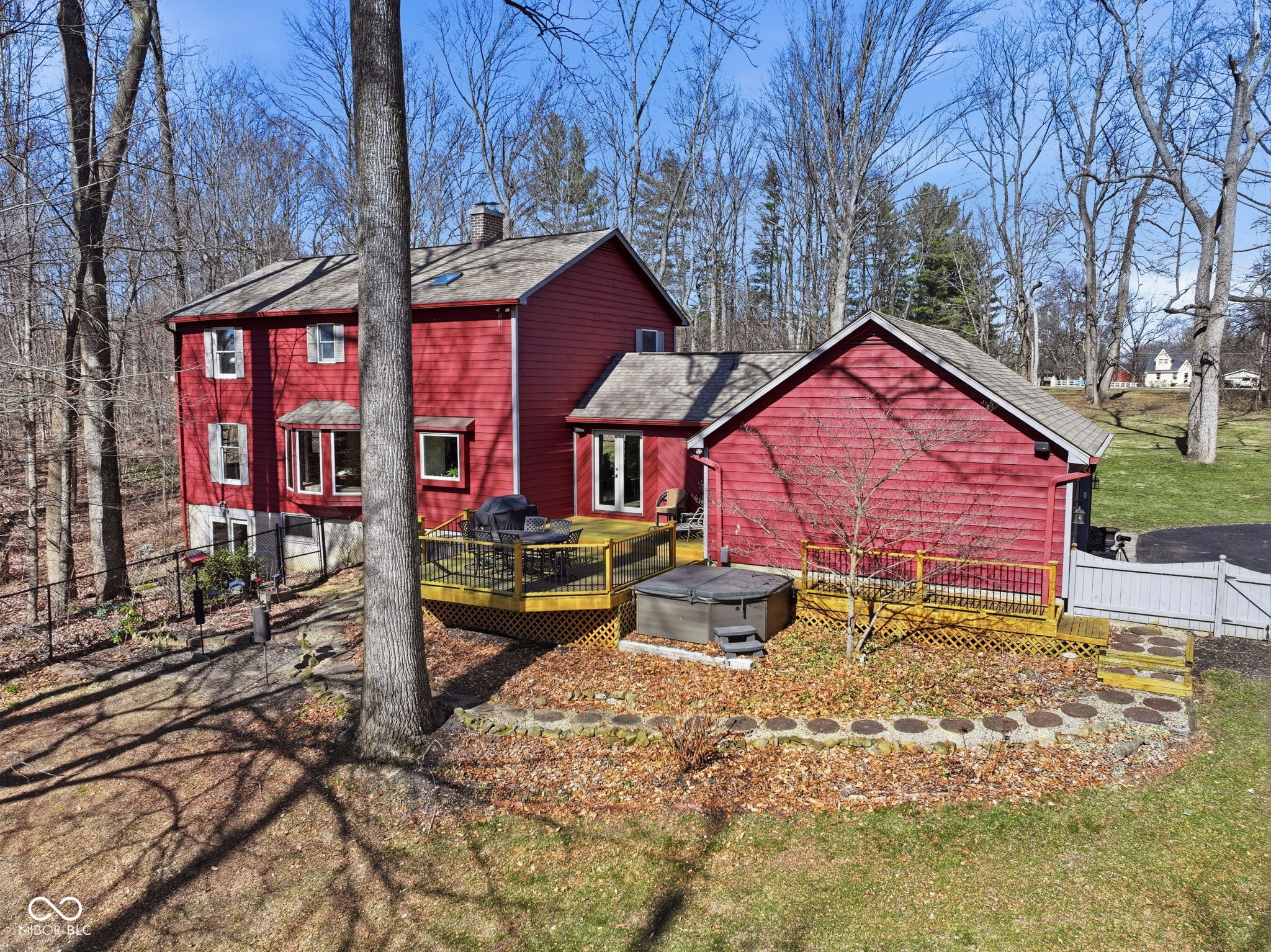 2903 W Carr Hill Road