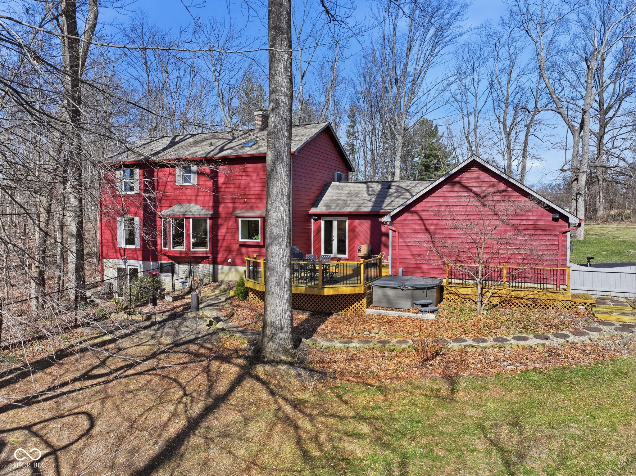 2903 W Carr Hill Road