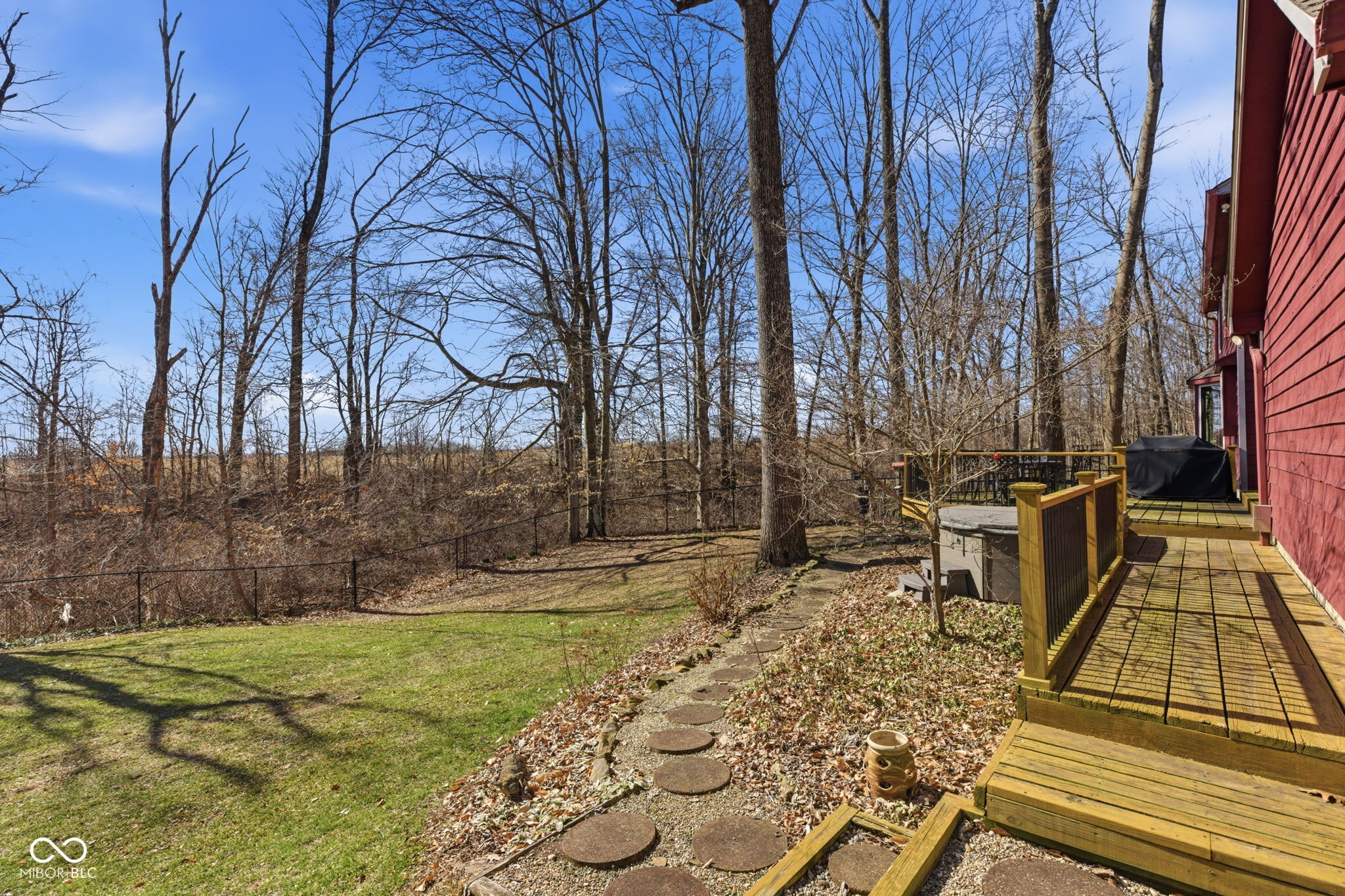 2903 W Carr Hill Road