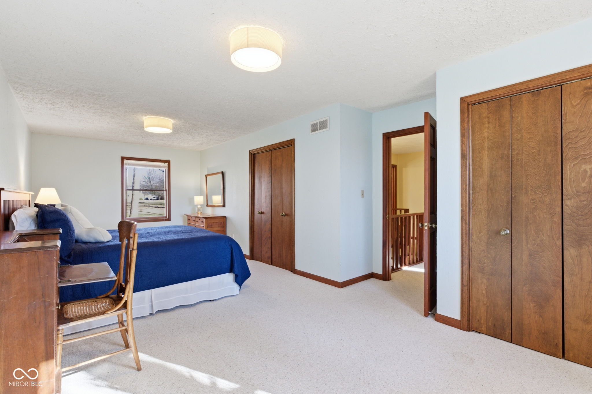 2903 W Carr Hill Road