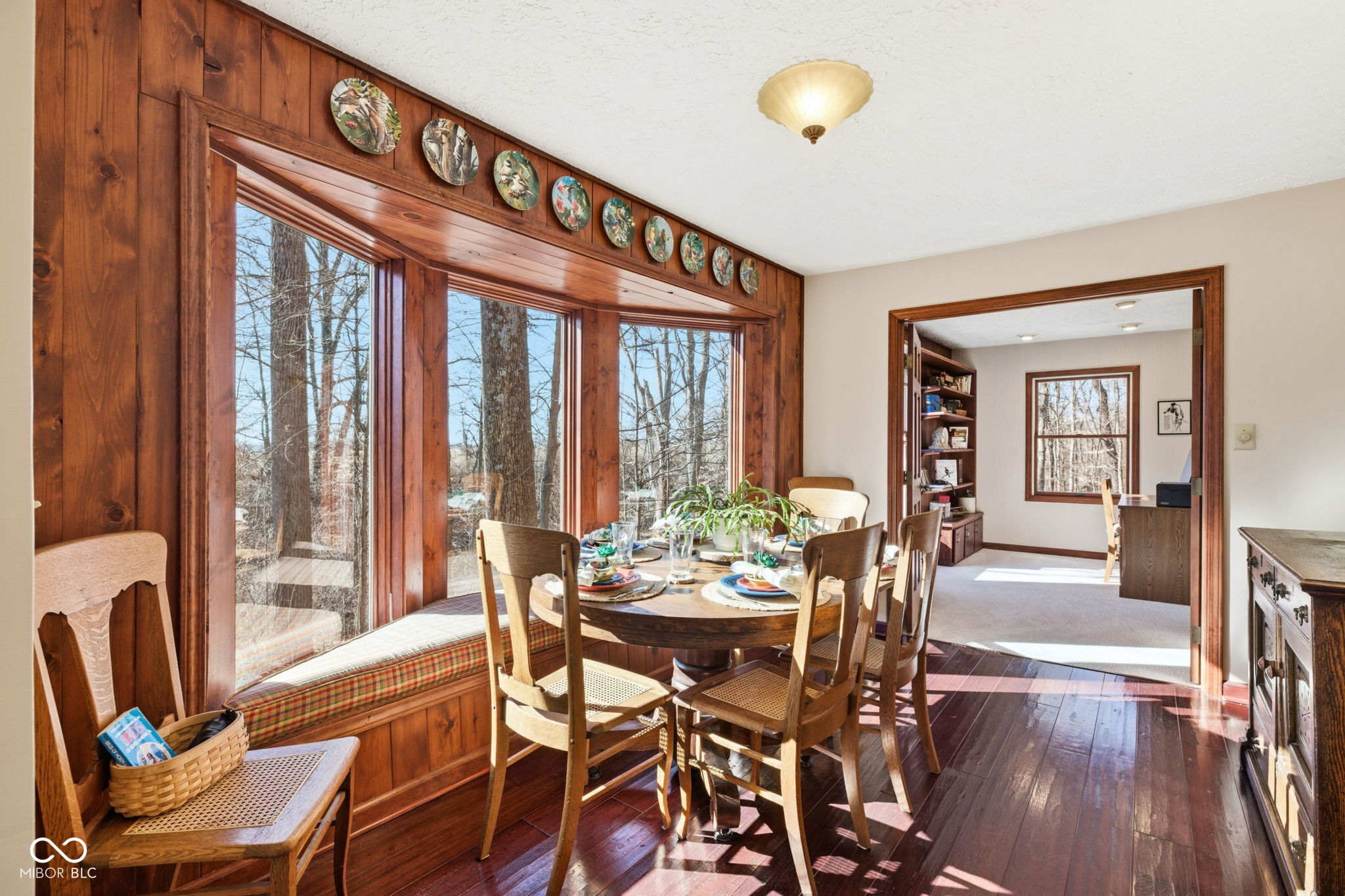 2903 W Carr Hill Road