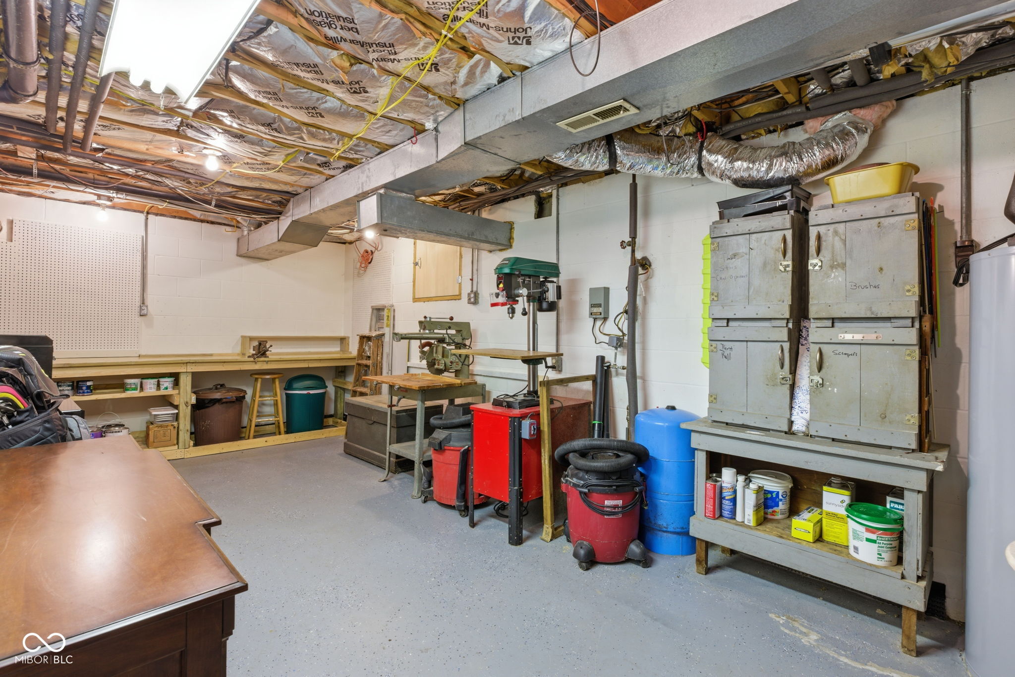 2903 W Carr Hill Road