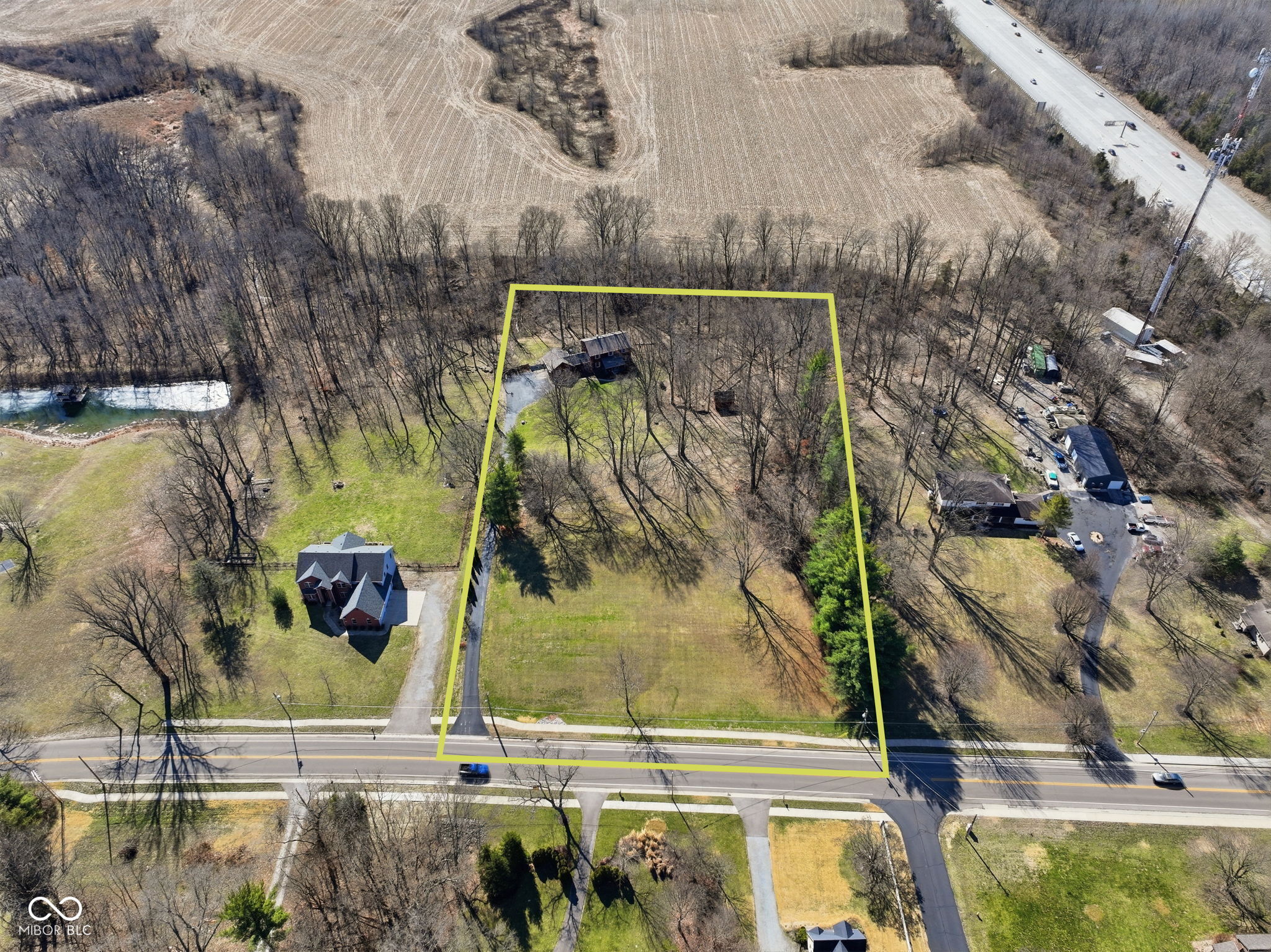 2903 W Carr Hill Road