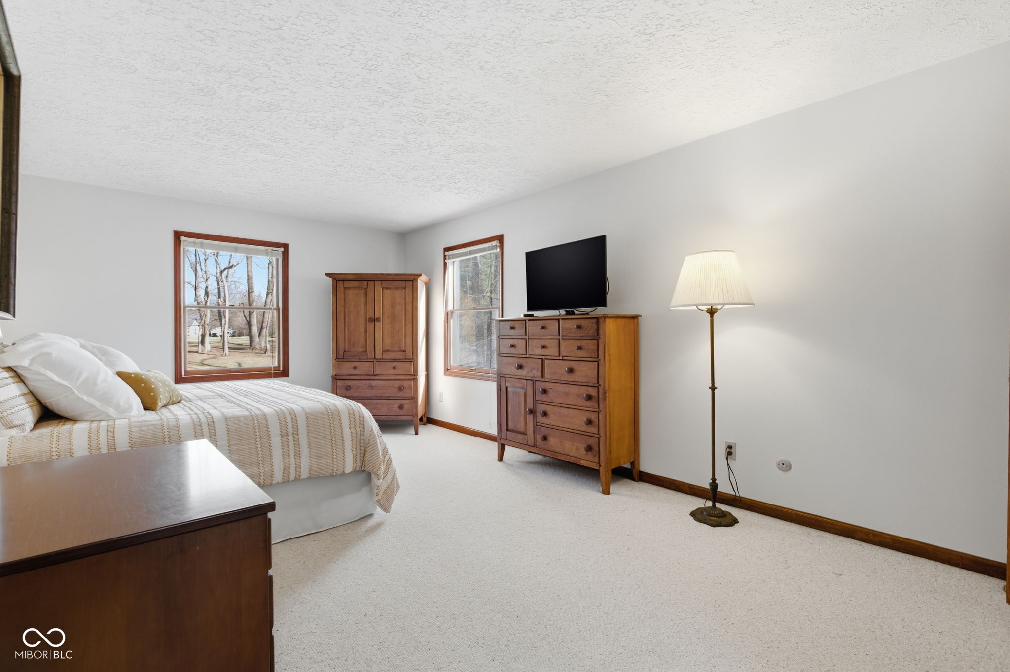 2903 W Carr Hill Road