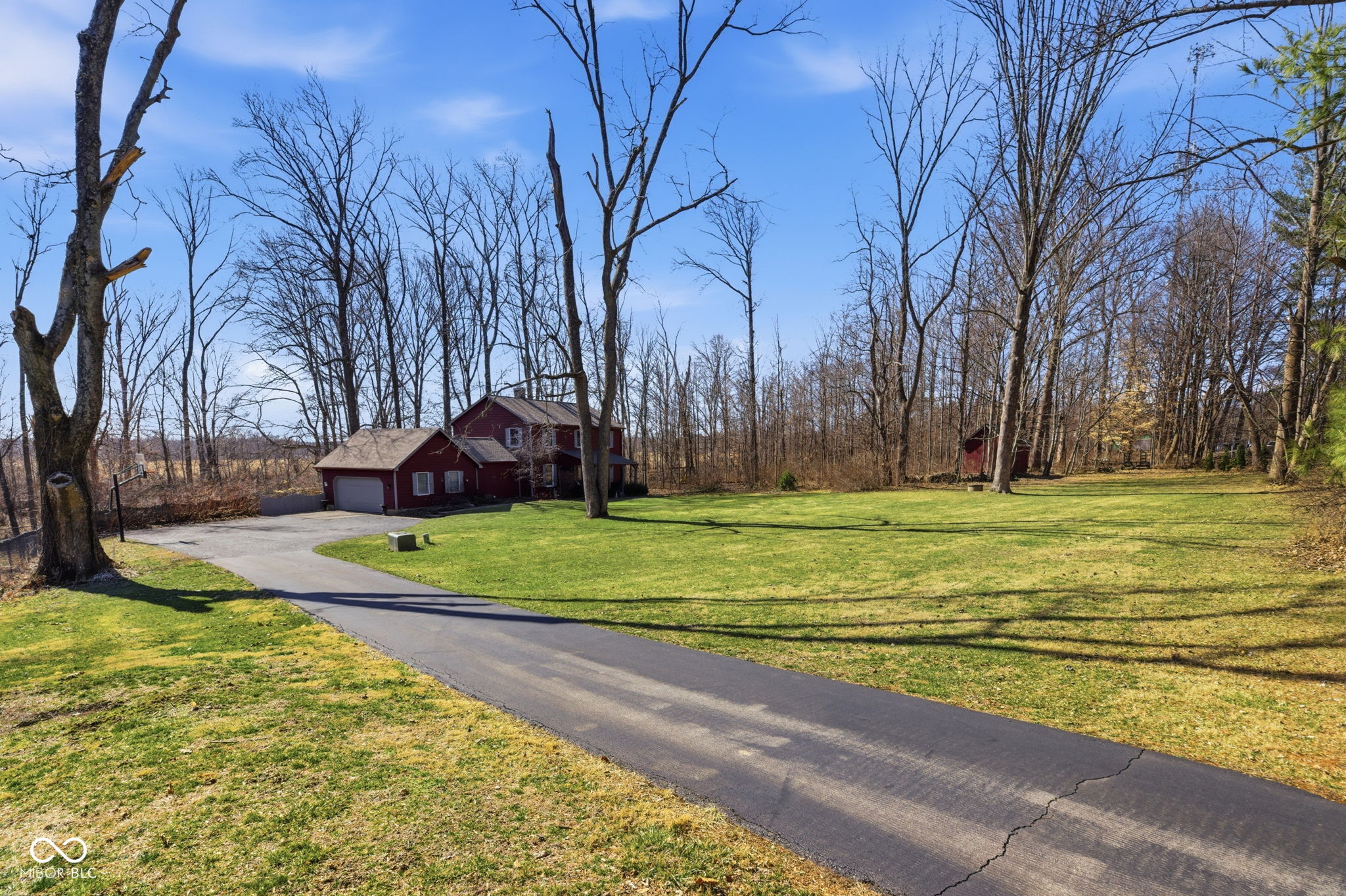 2903 W Carr Hill Road