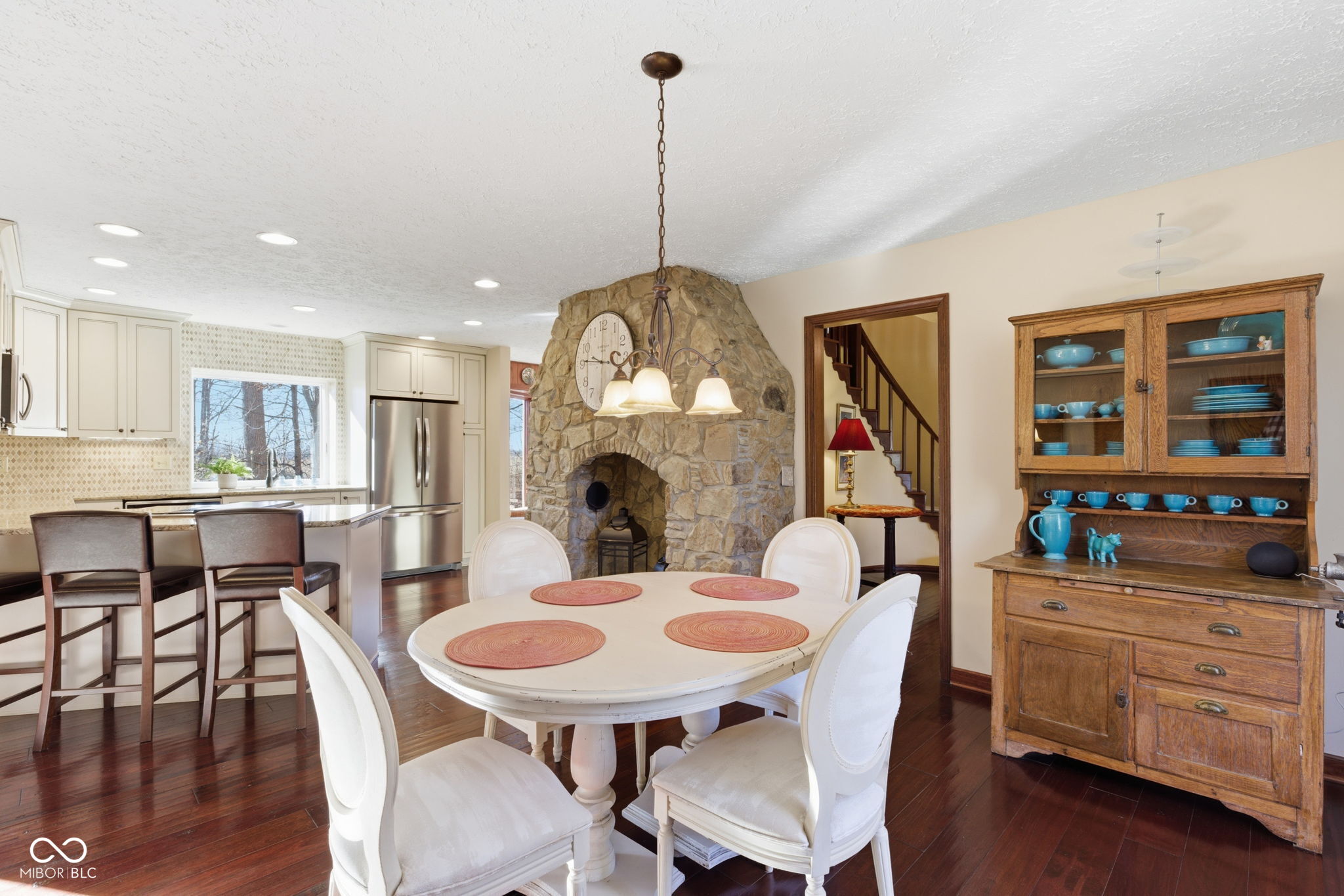 2903 W Carr Hill Road