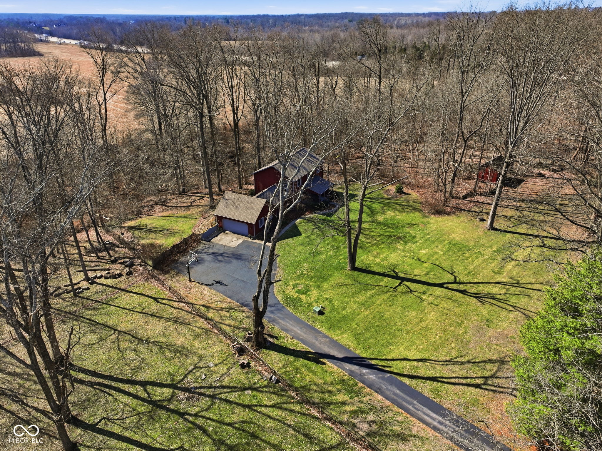 2903 W Carr Hill Road