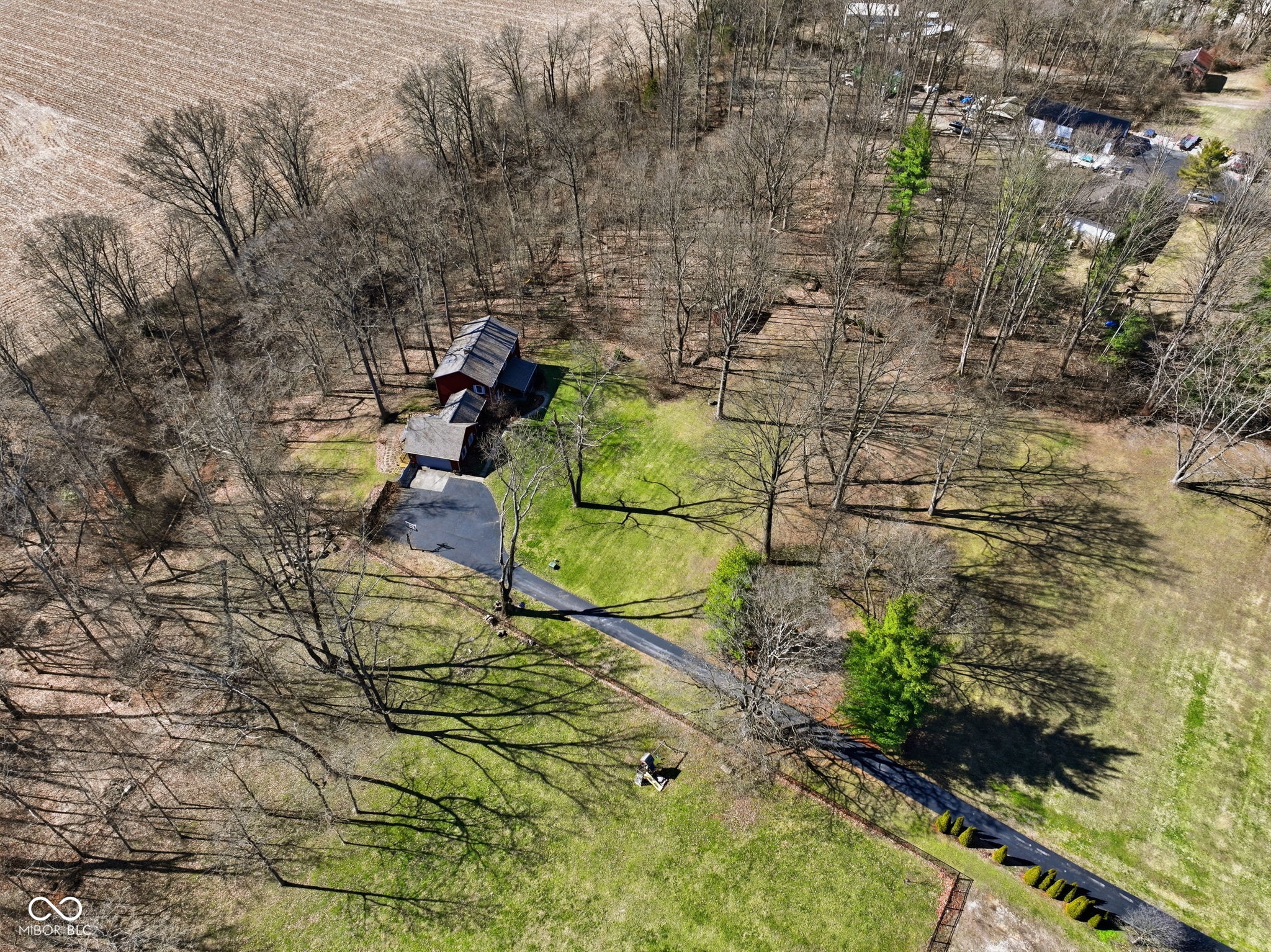 2903 W Carr Hill Road