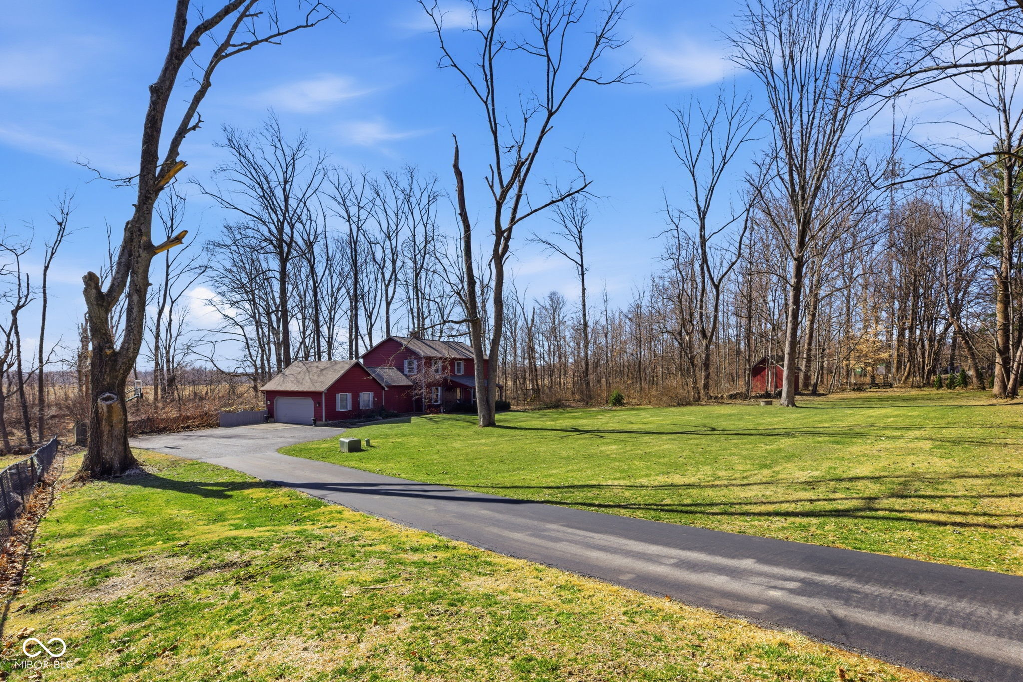 2903 W Carr Hill Road