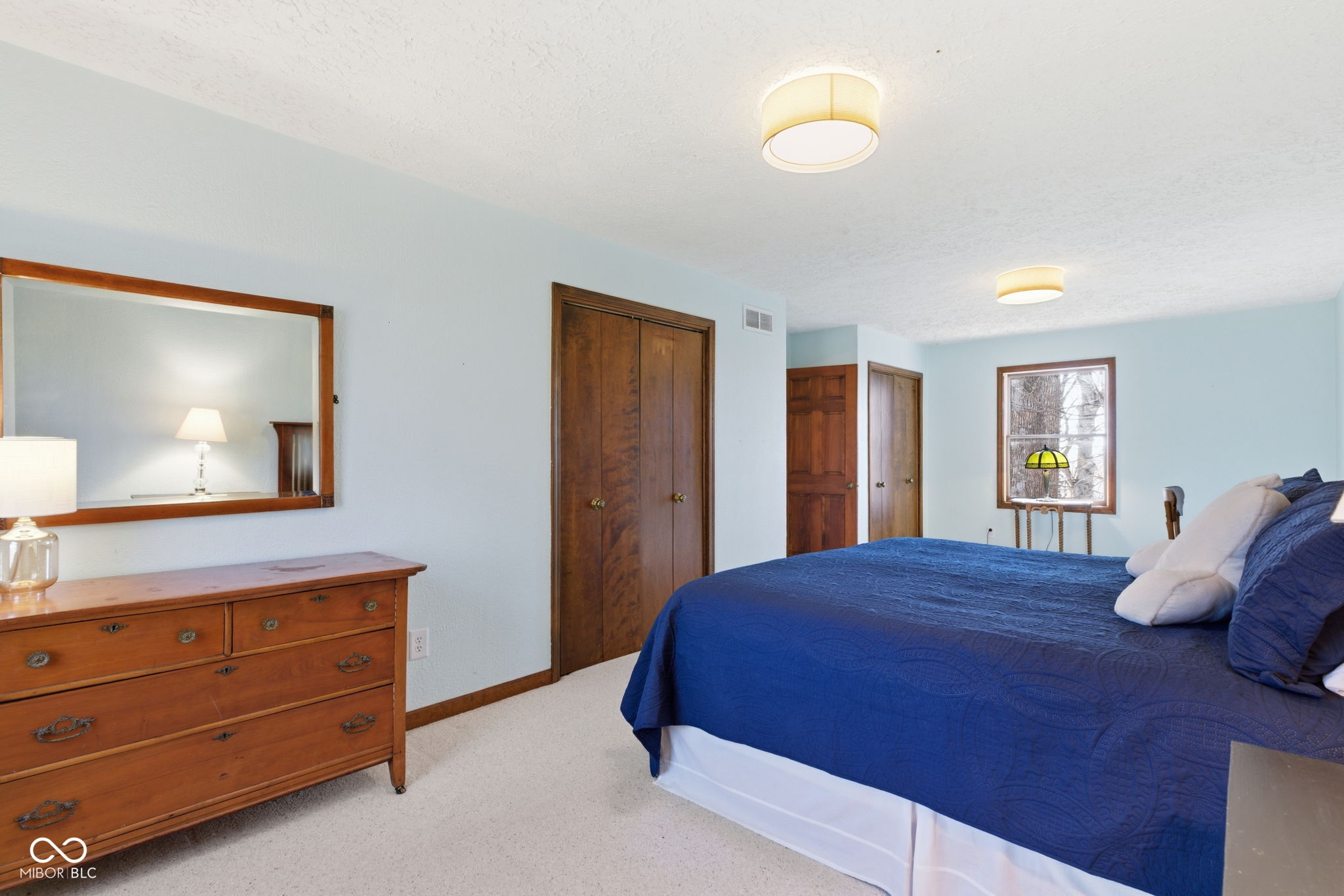 2903 W Carr Hill Road