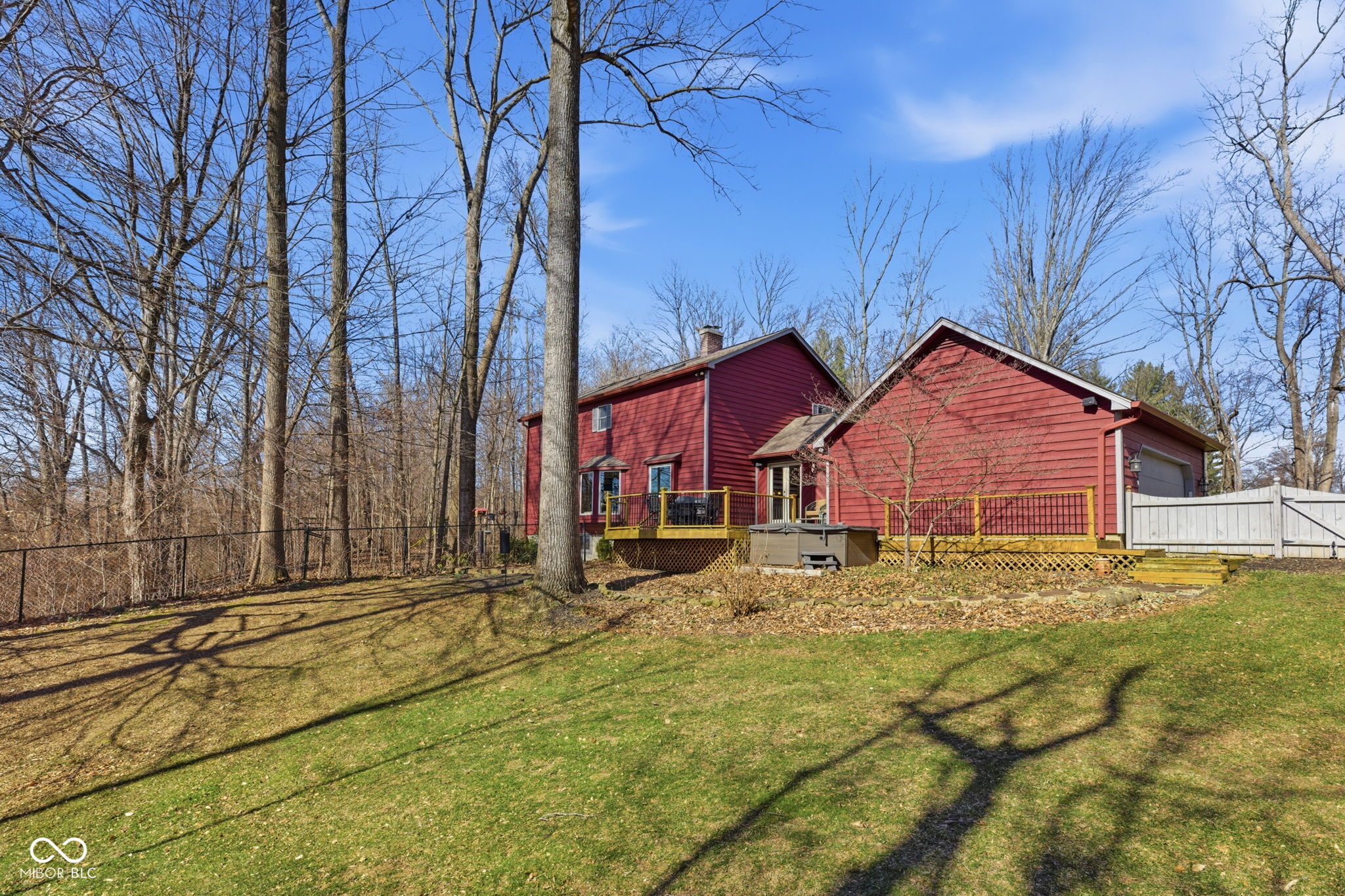 2903 W Carr Hill Road