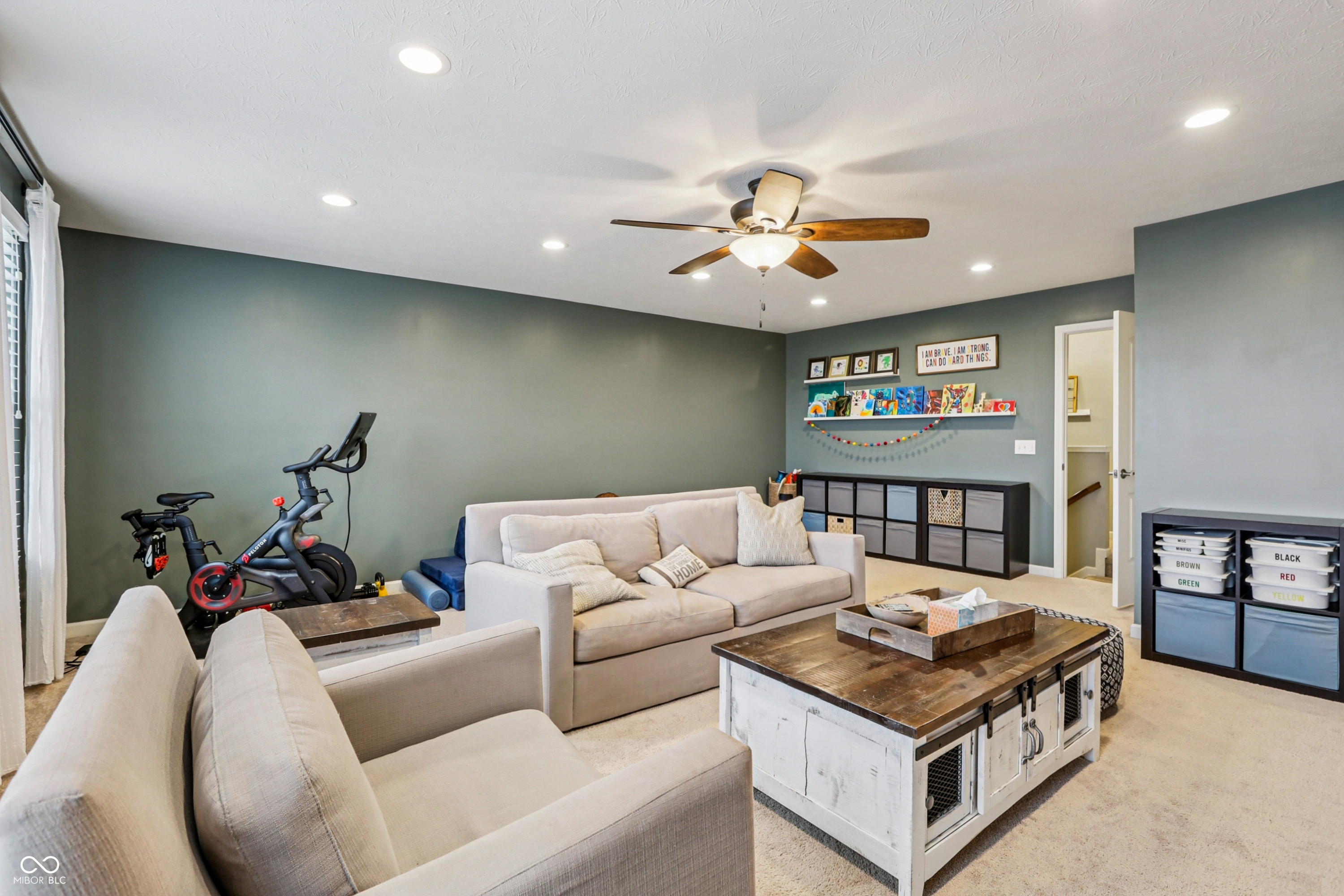 5473 Crowley Parkway