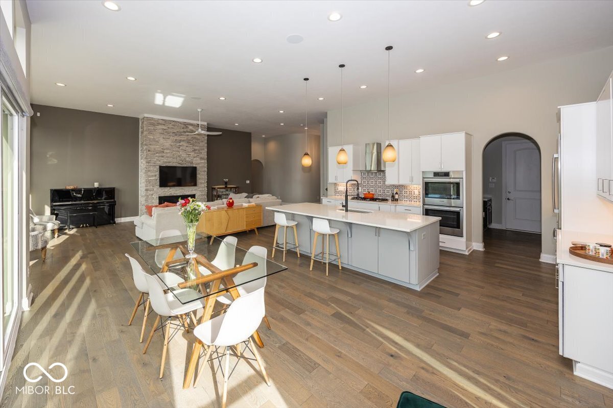 4305 Prairie Falcon Drive