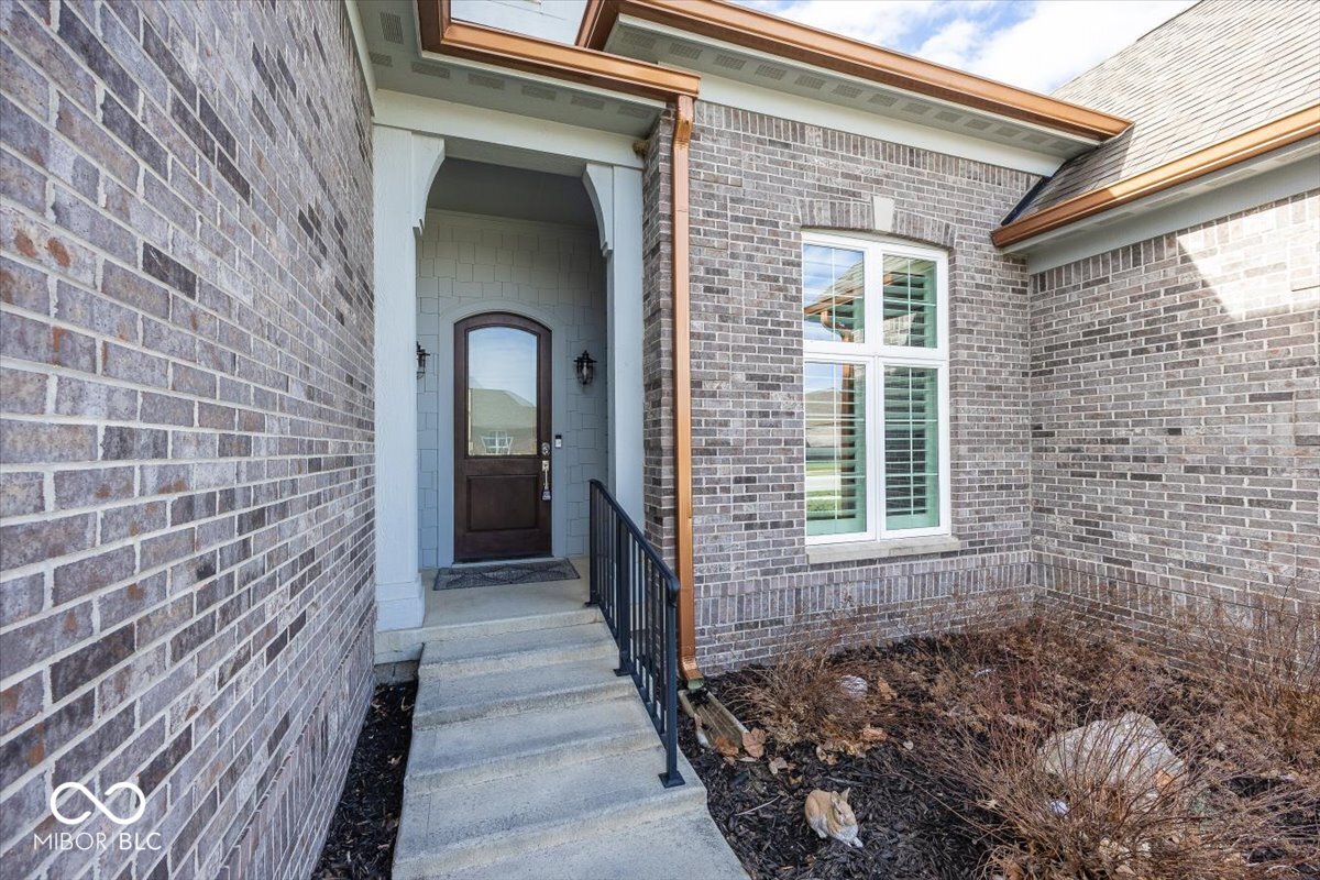 4305 Prairie Falcon Drive