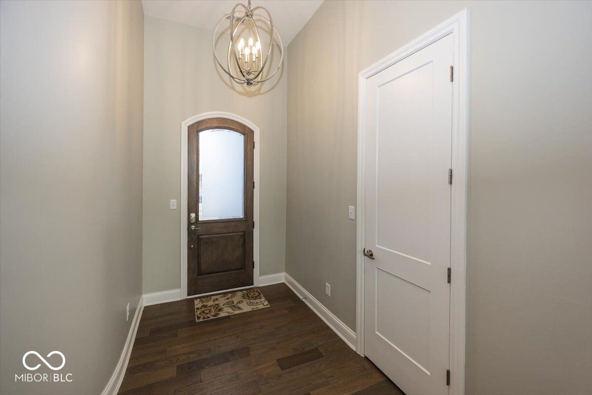 4305 Prairie Falcon Drive