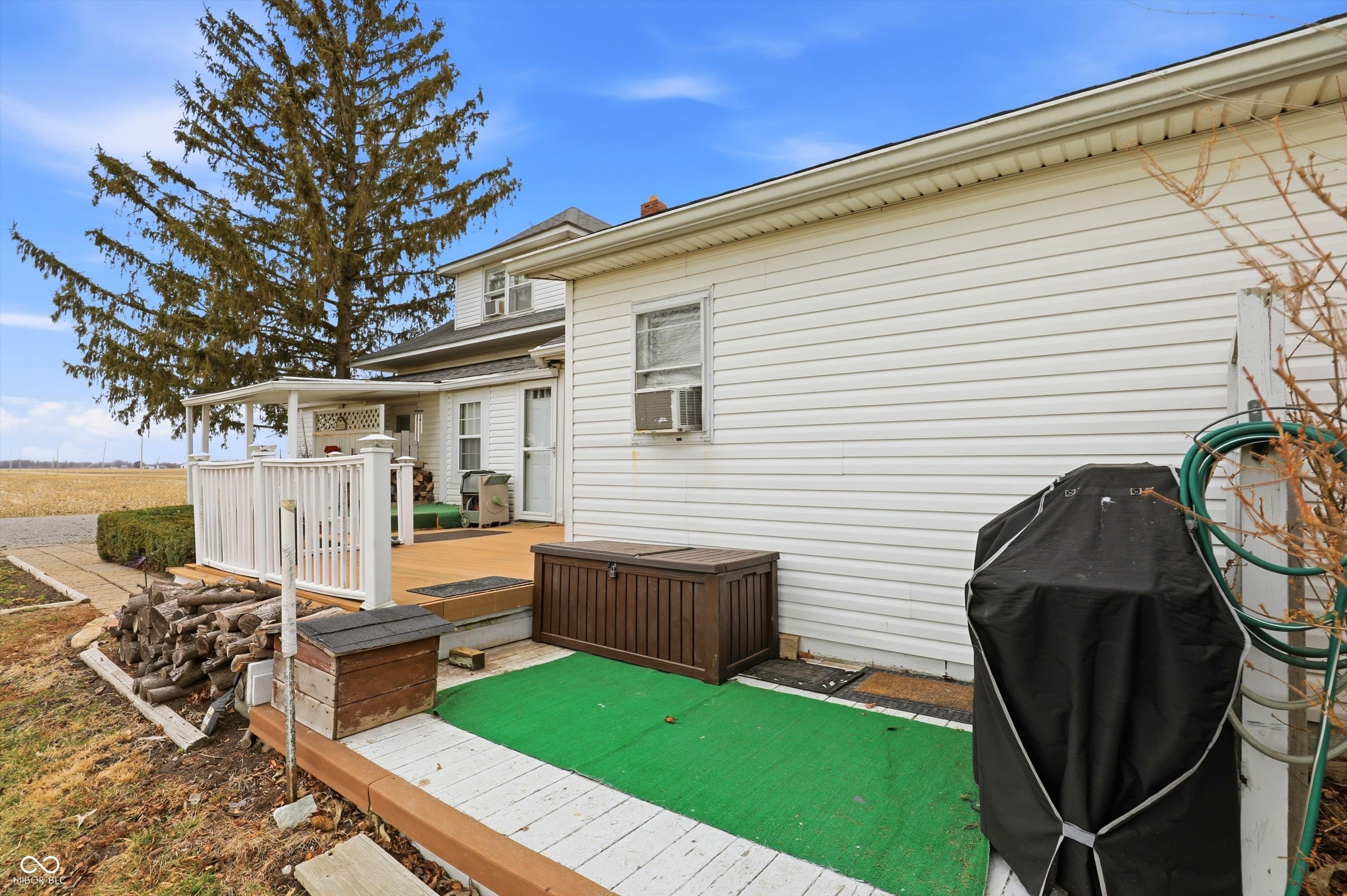 10719 E State Road 38