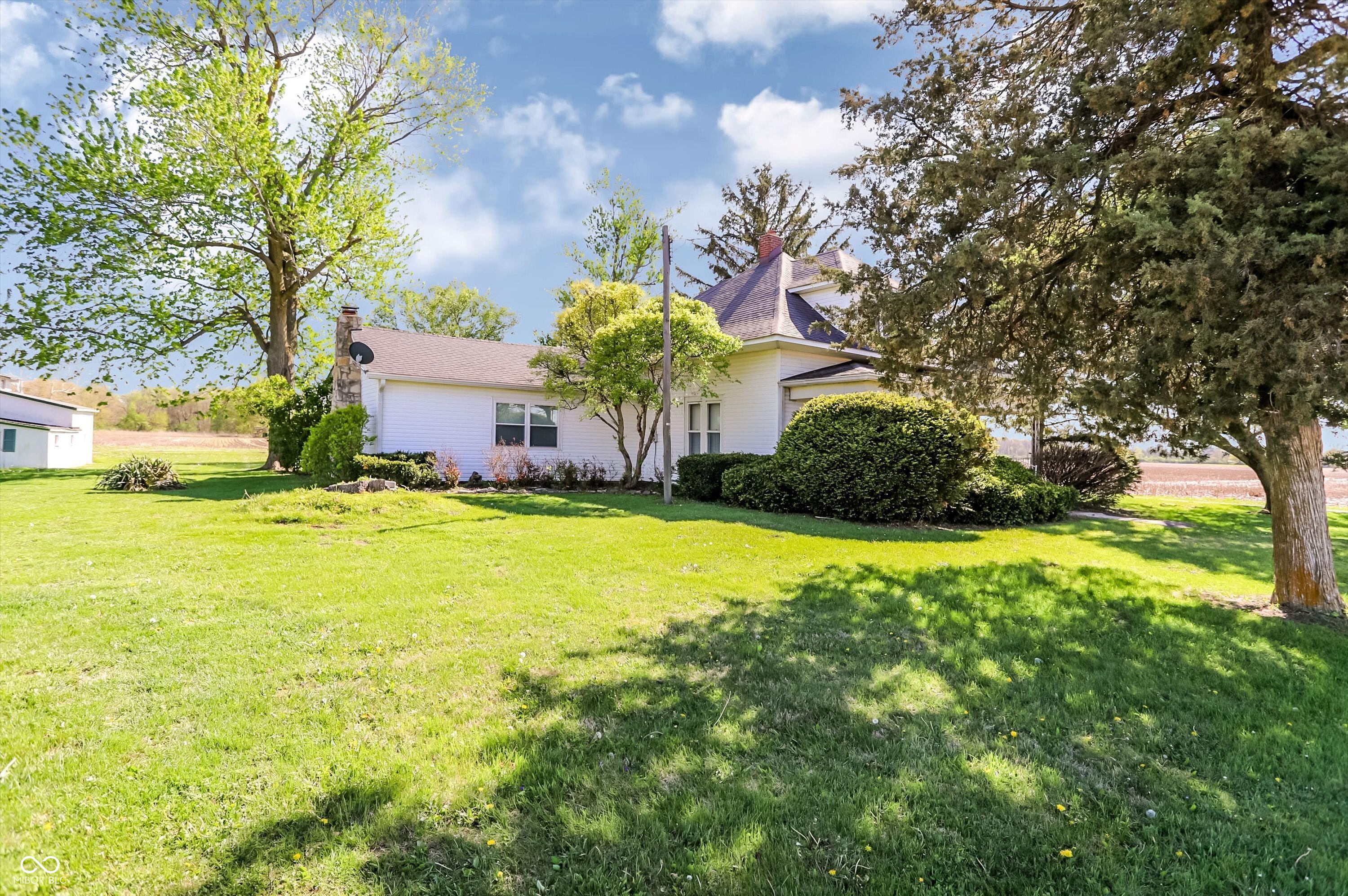 10719 E State Road 38