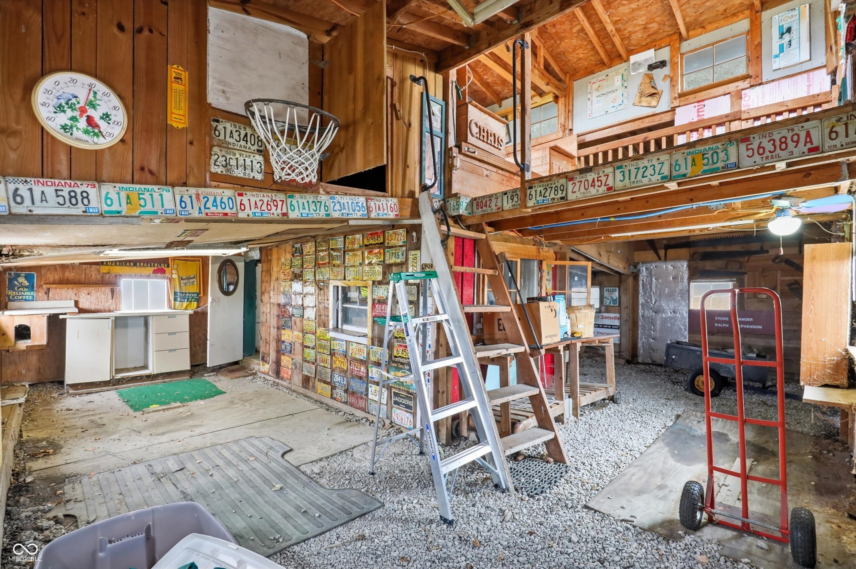 10719 E State Road 38