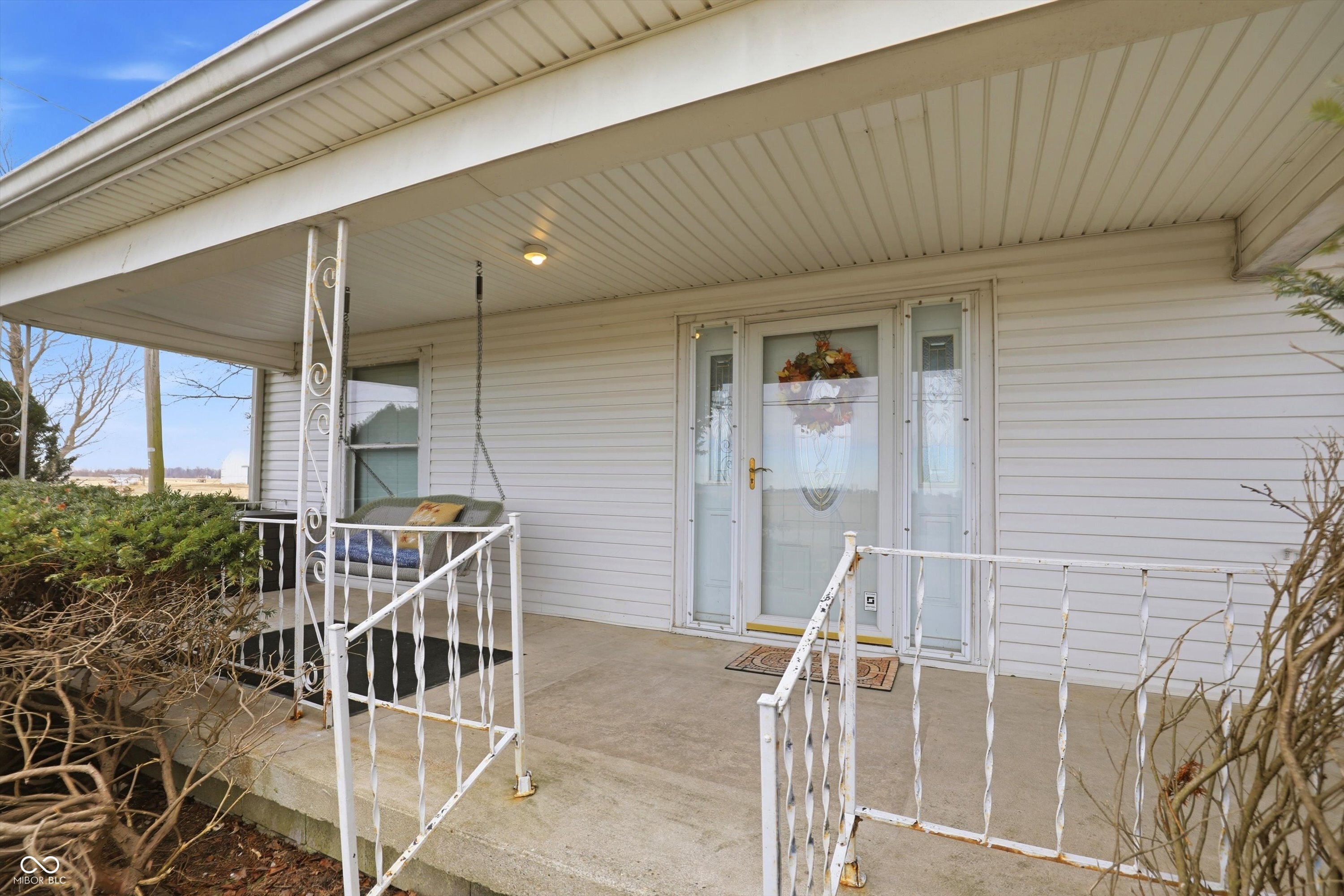 10719 E State Road 38