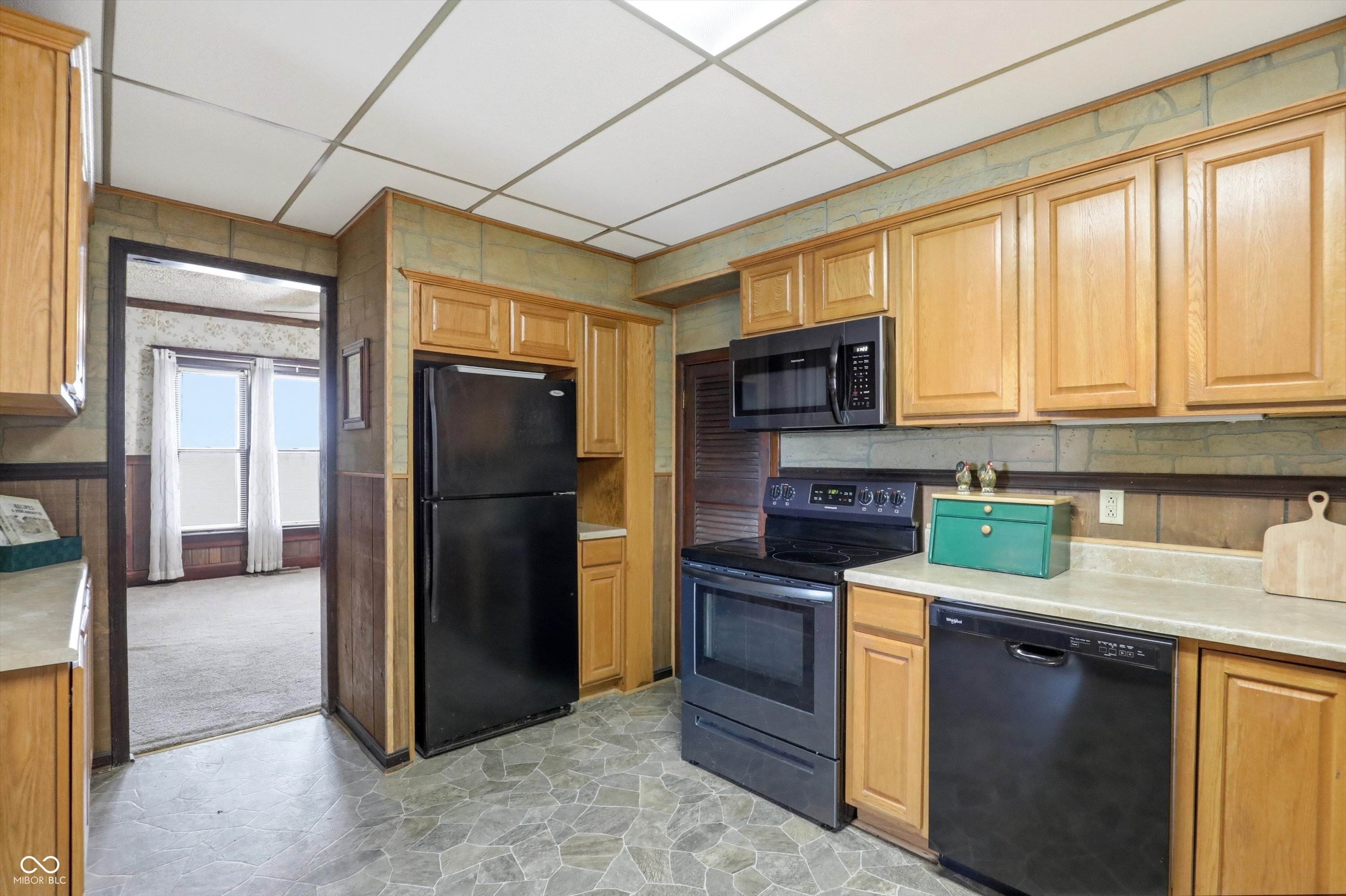 10719 E State Road 38