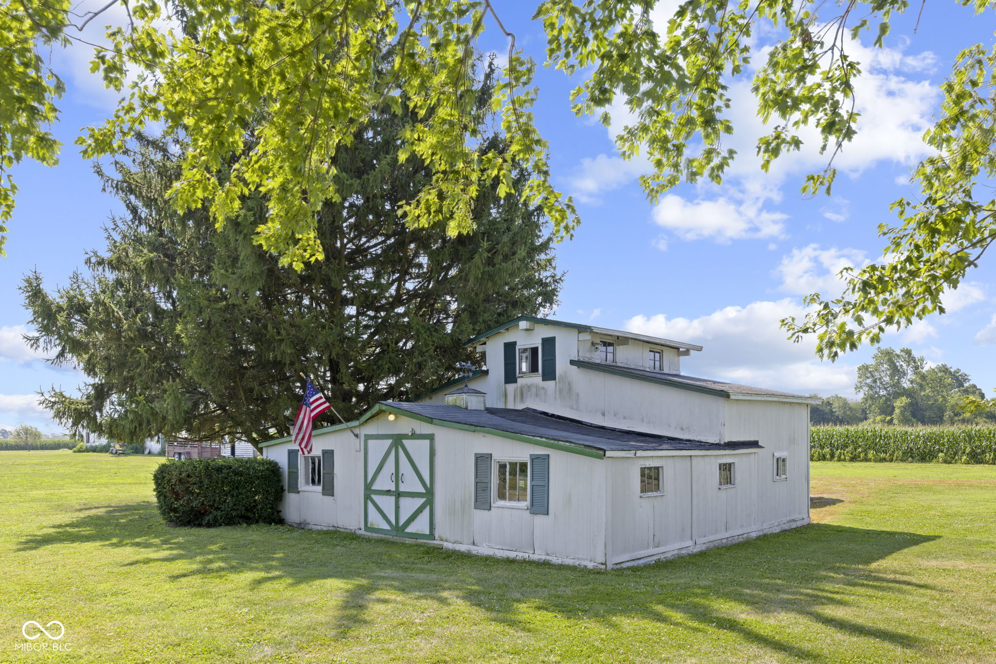 10719 E State Road 38