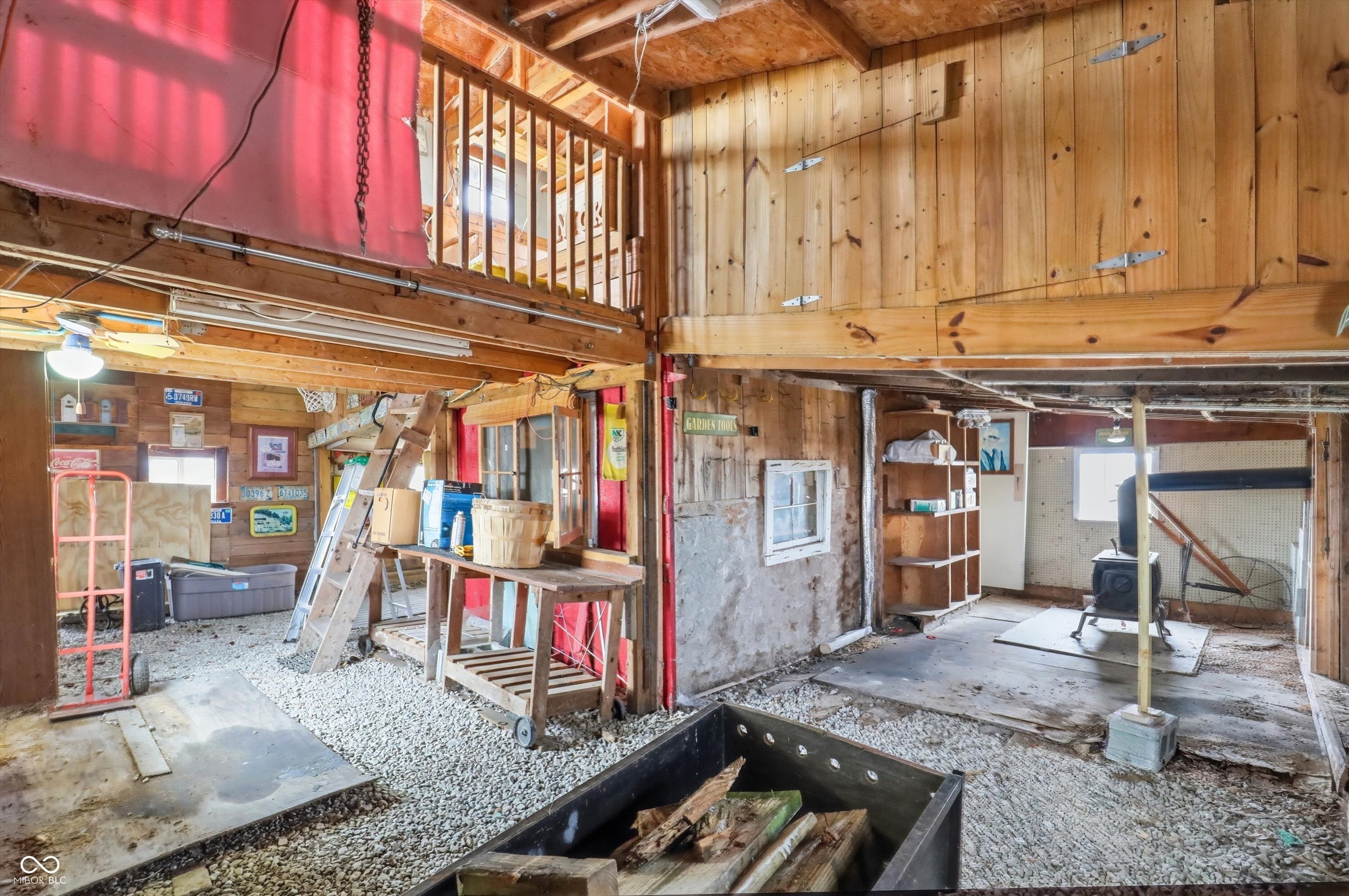 10719 E State Road 38