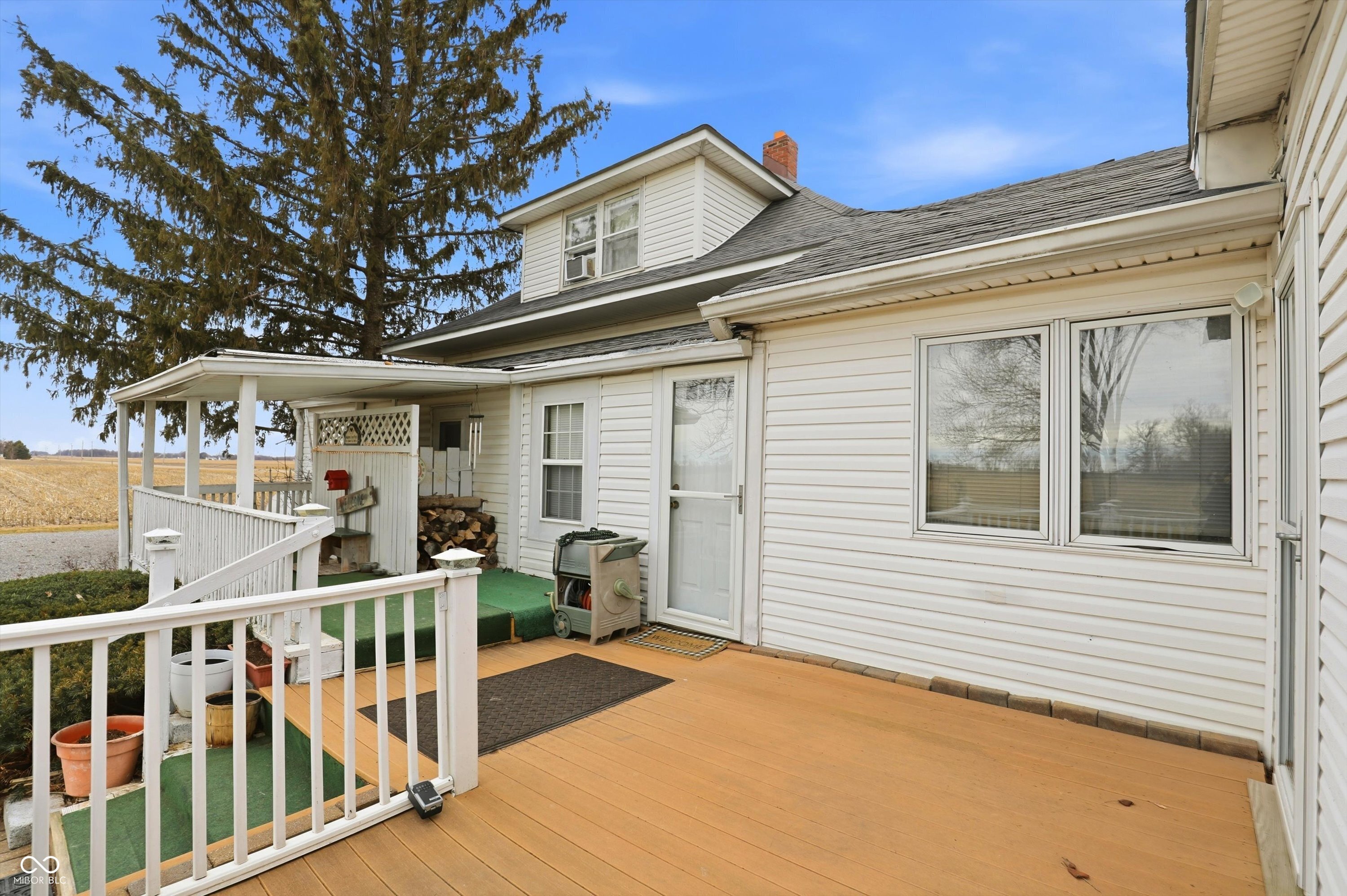 10719 E State Road 38