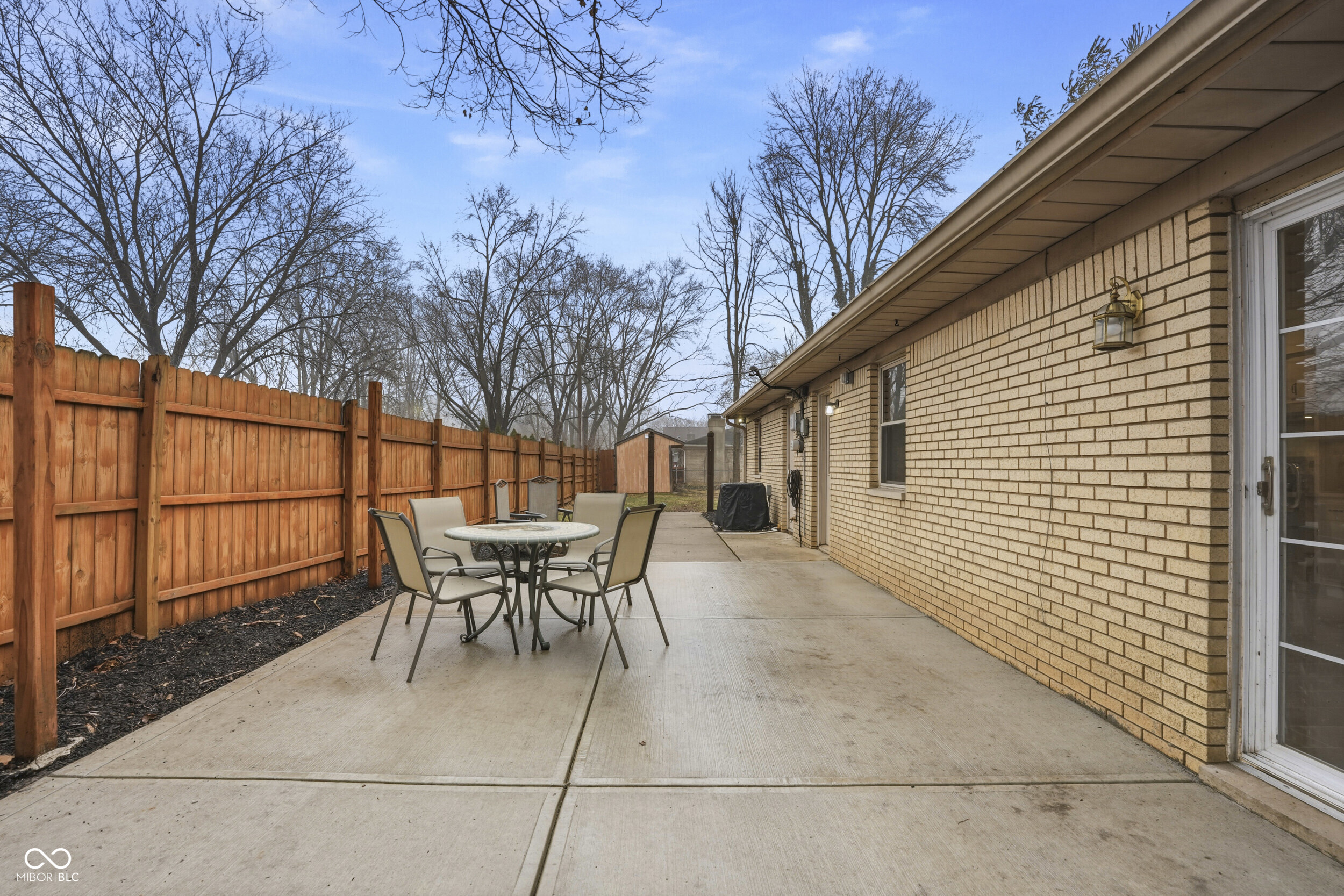 1208 W 79th Street