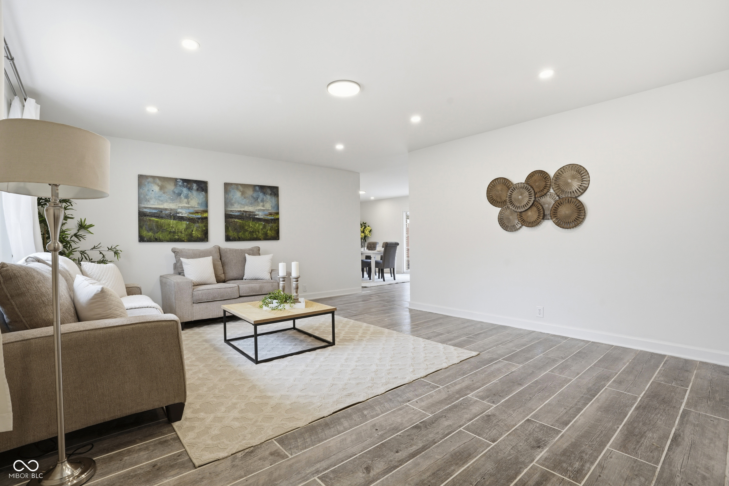 1208 W 79th Street