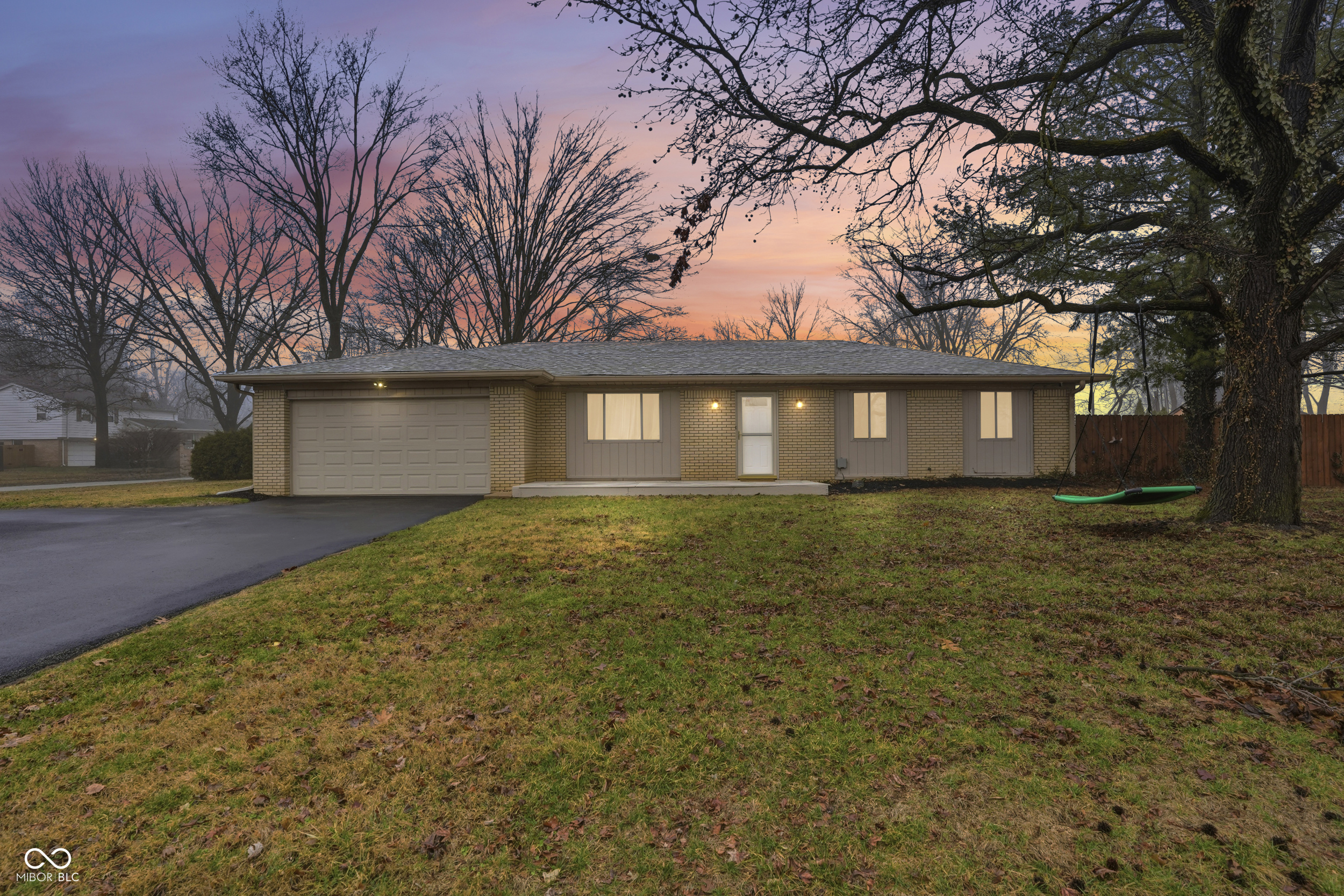 1208 W 79th Street