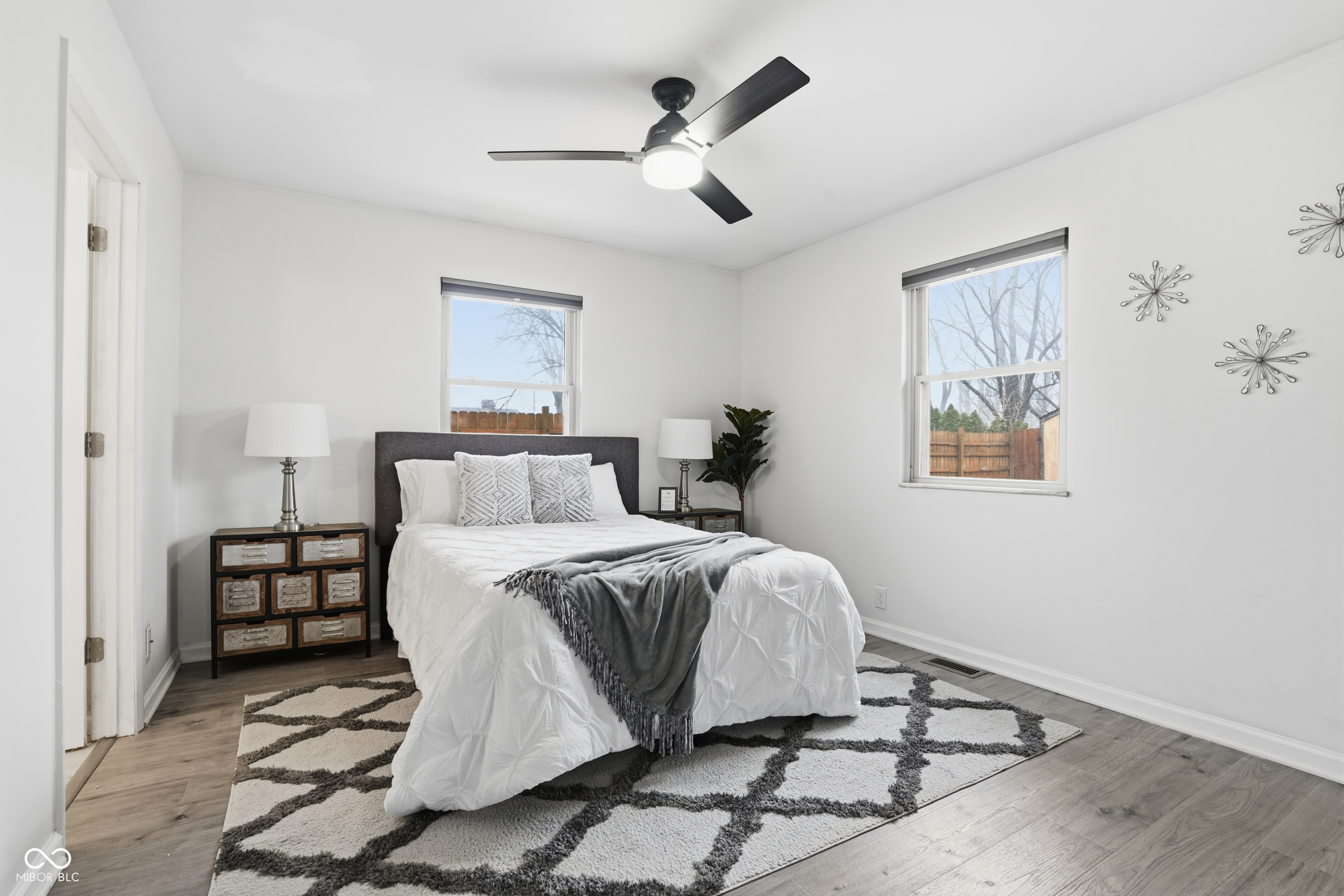 1208 W 79th Street