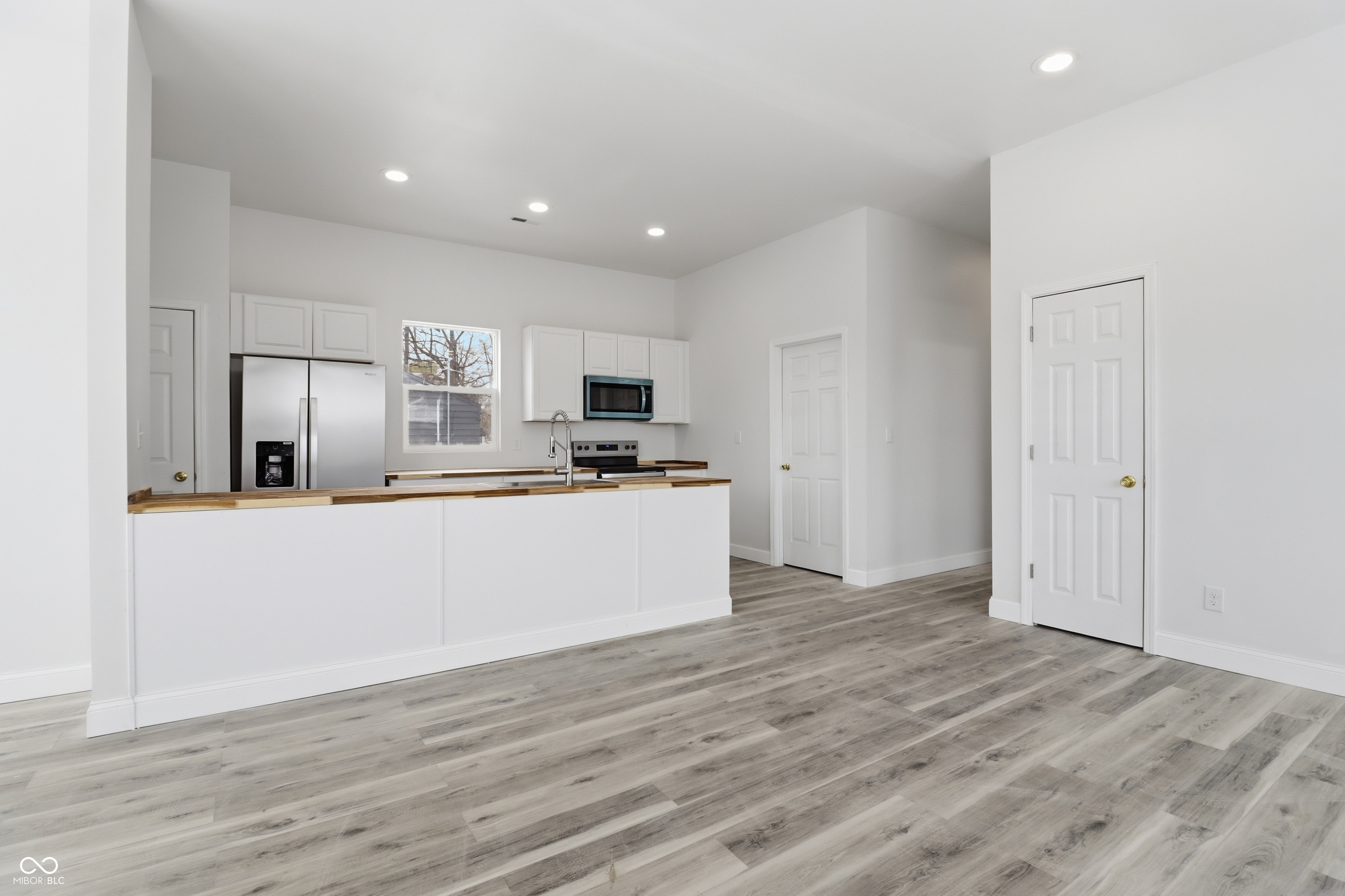 3062 N Euclid Avenue