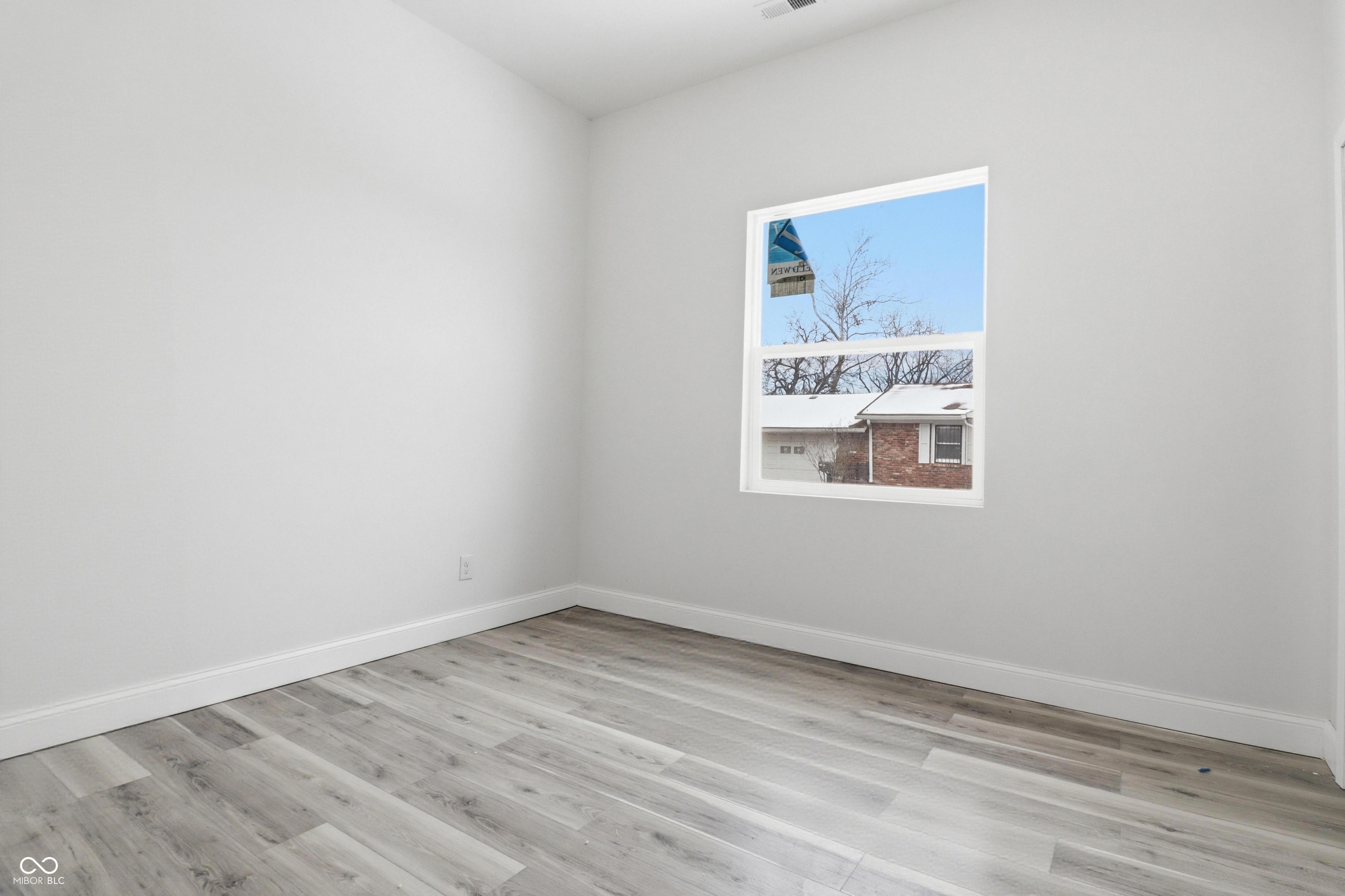 3062 N Euclid Avenue
