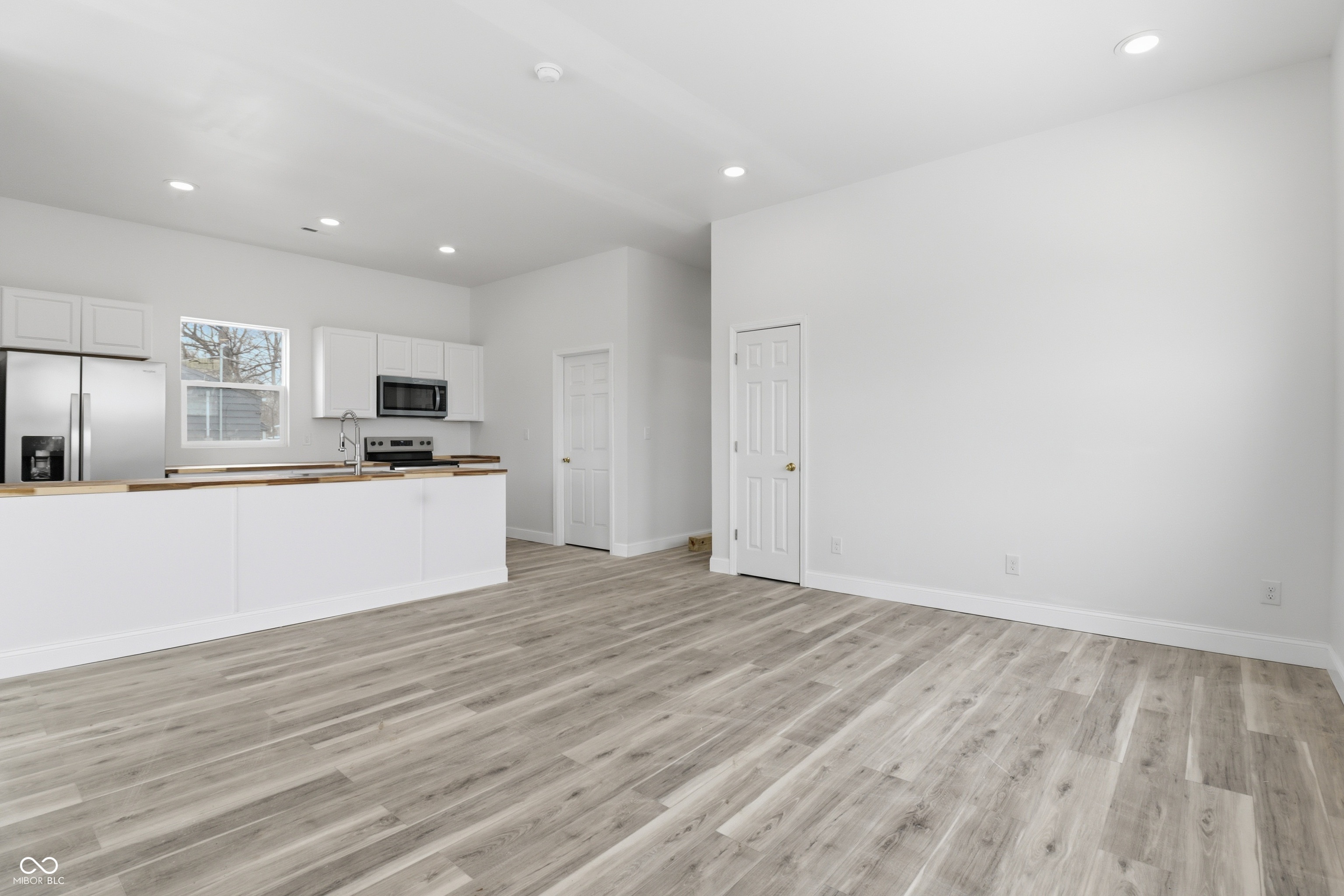 3062 N Euclid Avenue