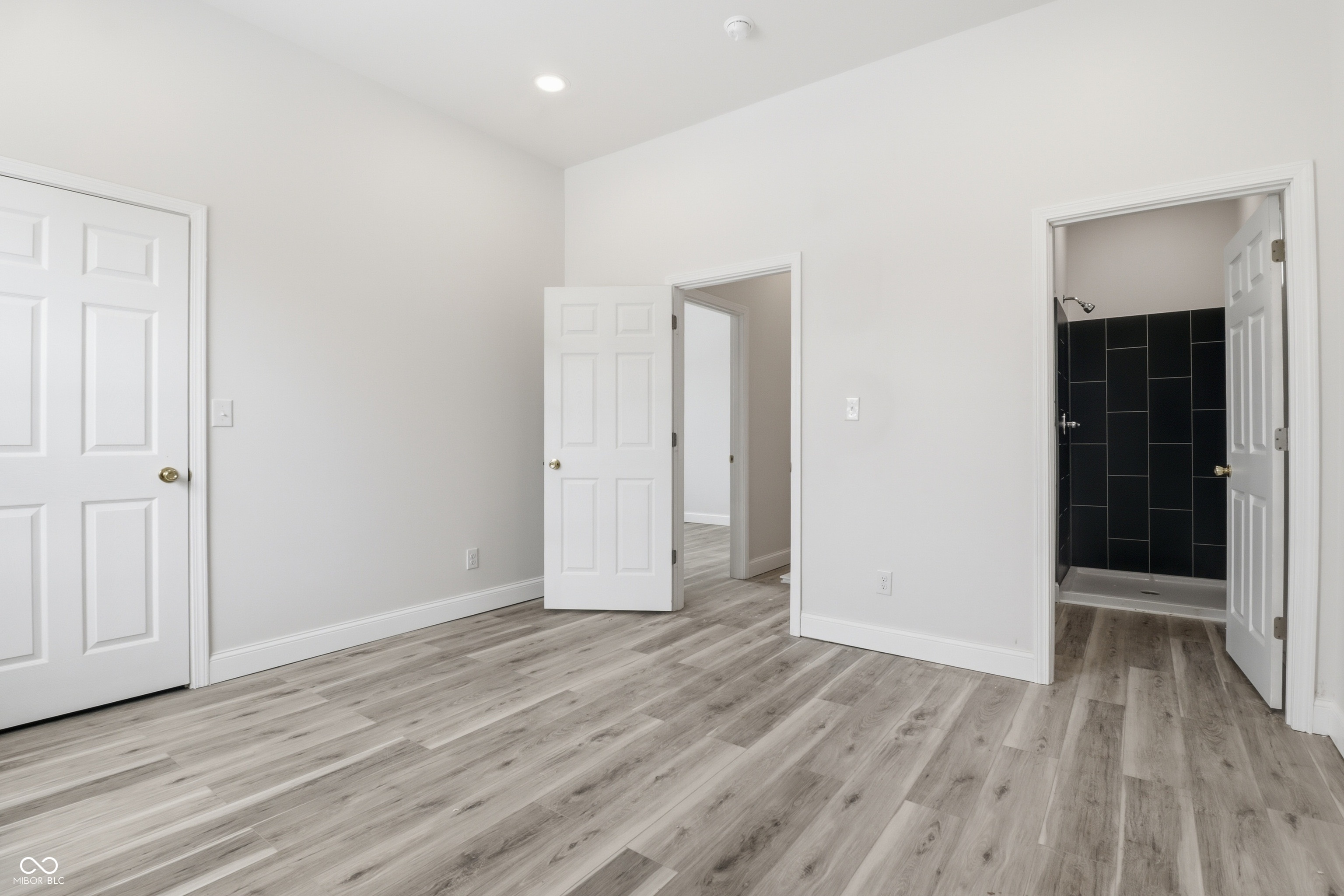 3062 N Euclid Avenue