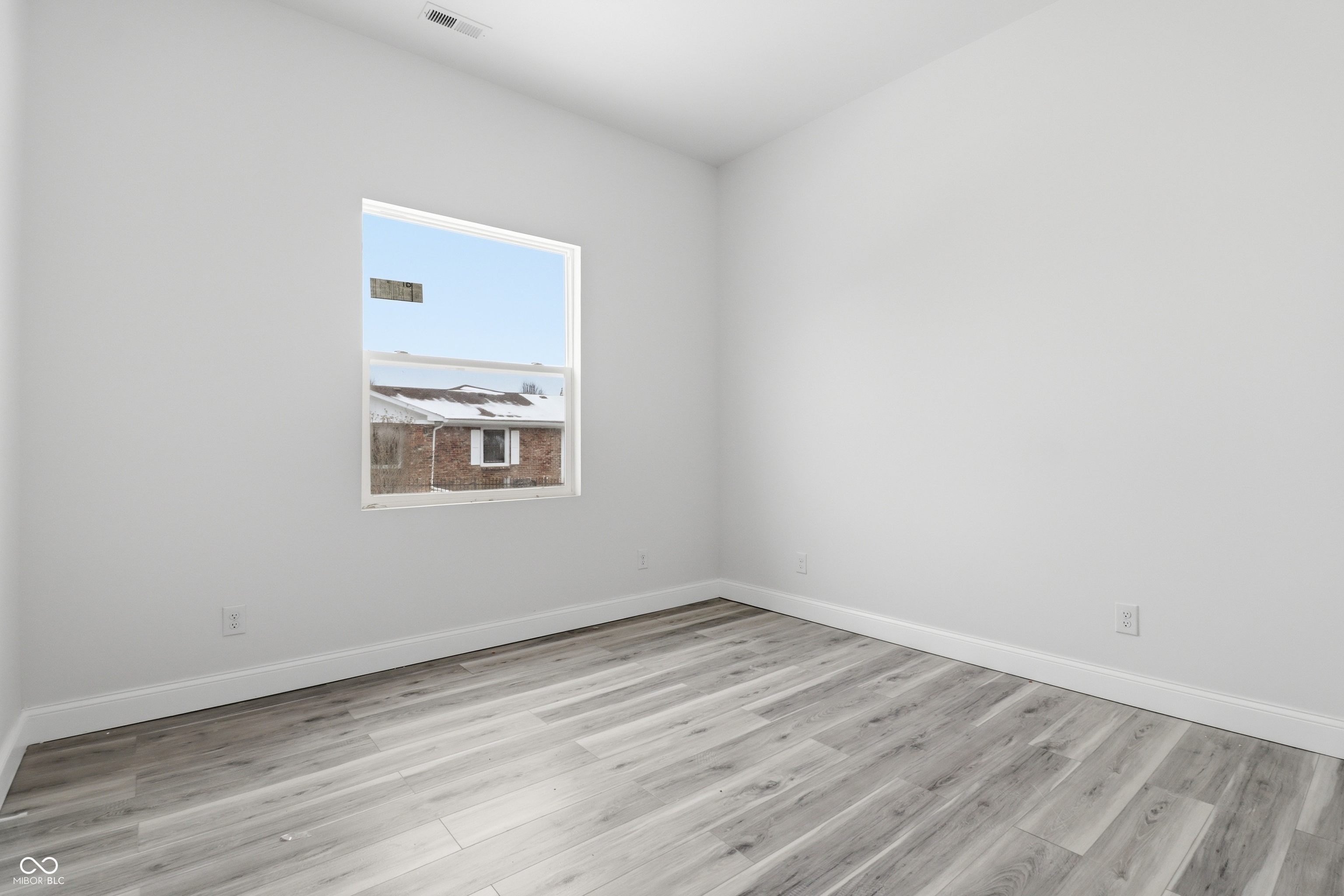 3062 N Euclid Avenue