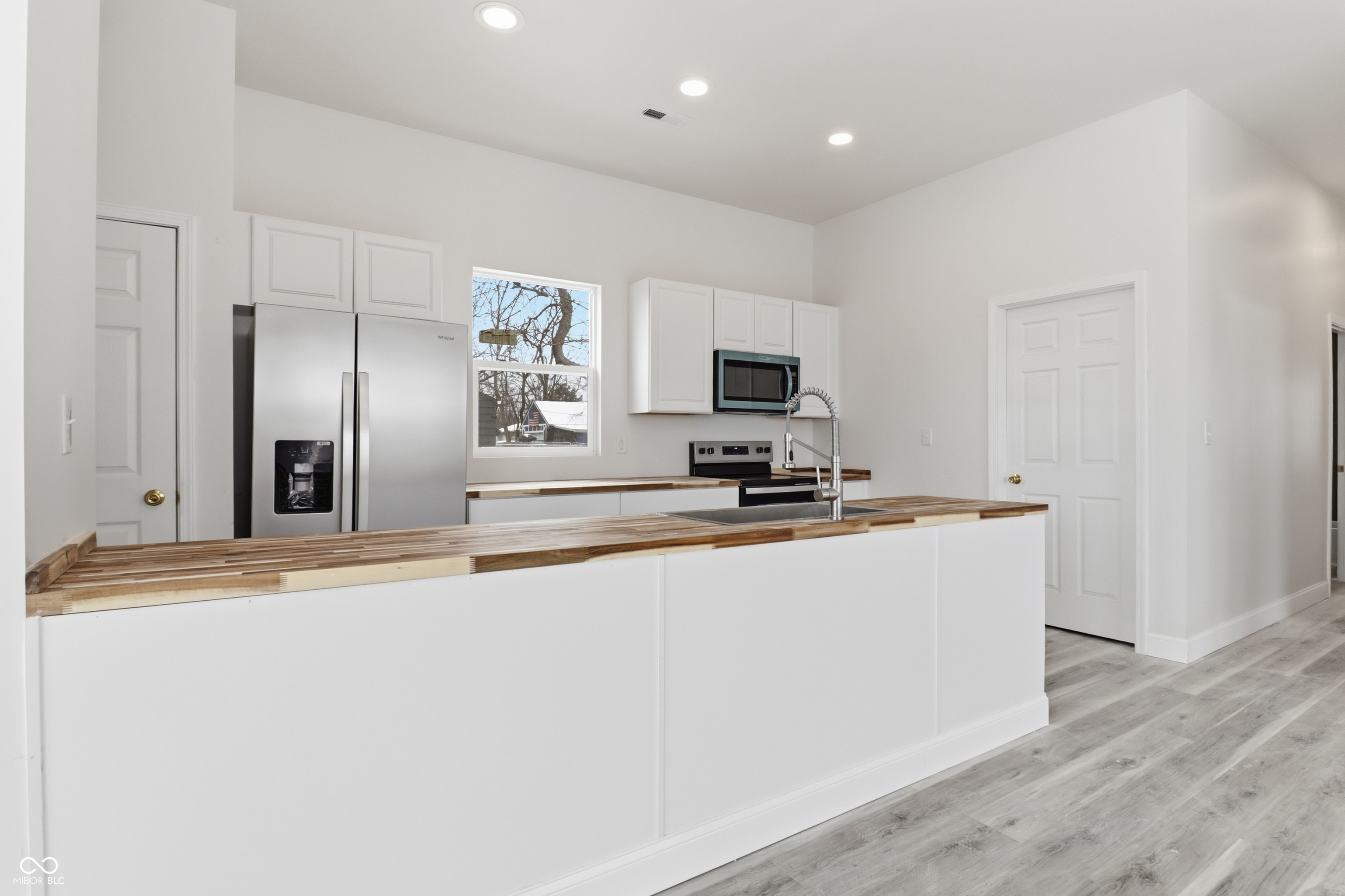 3062 N Euclid Avenue
