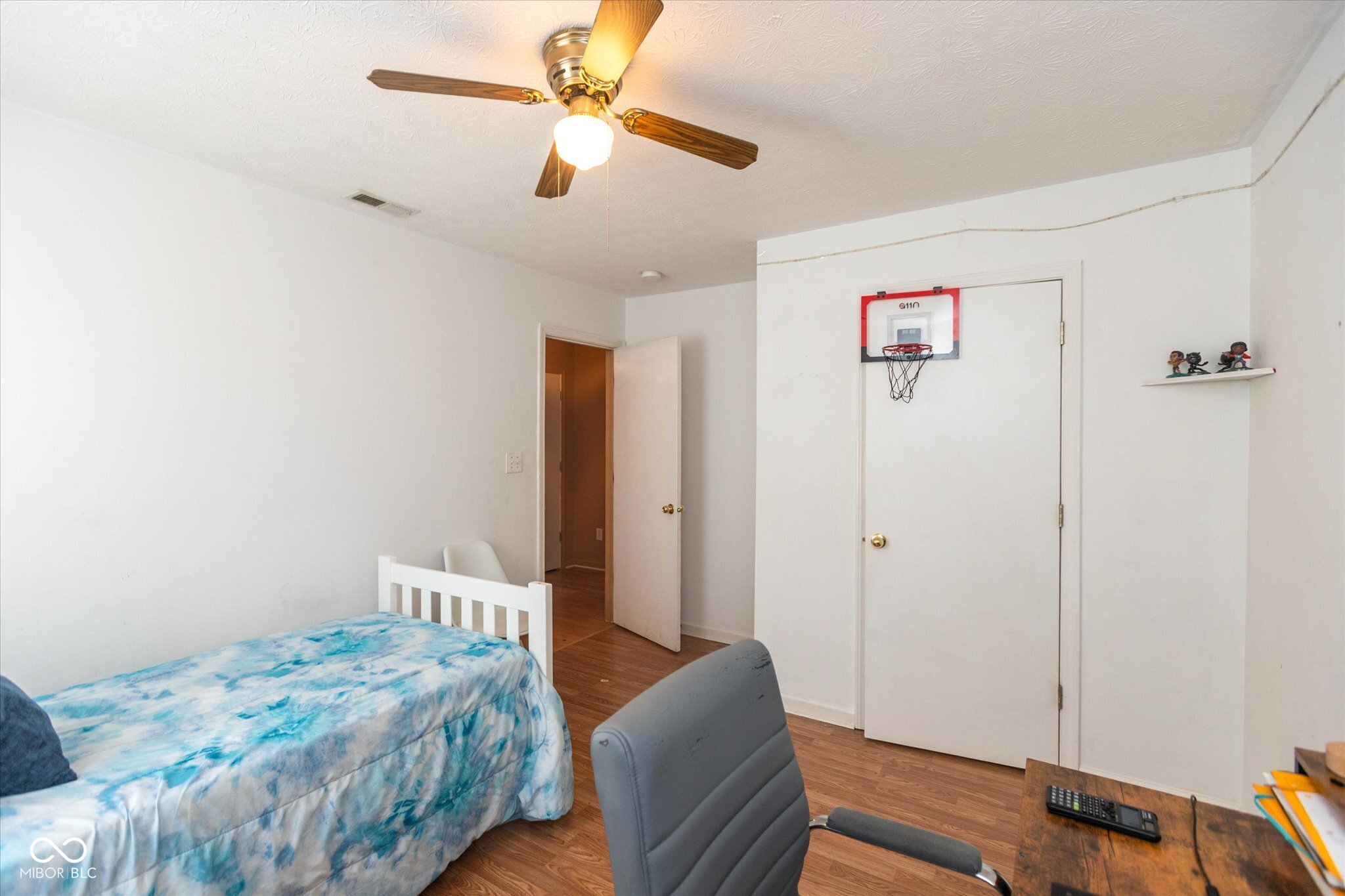 5527 Forest Ridge Court